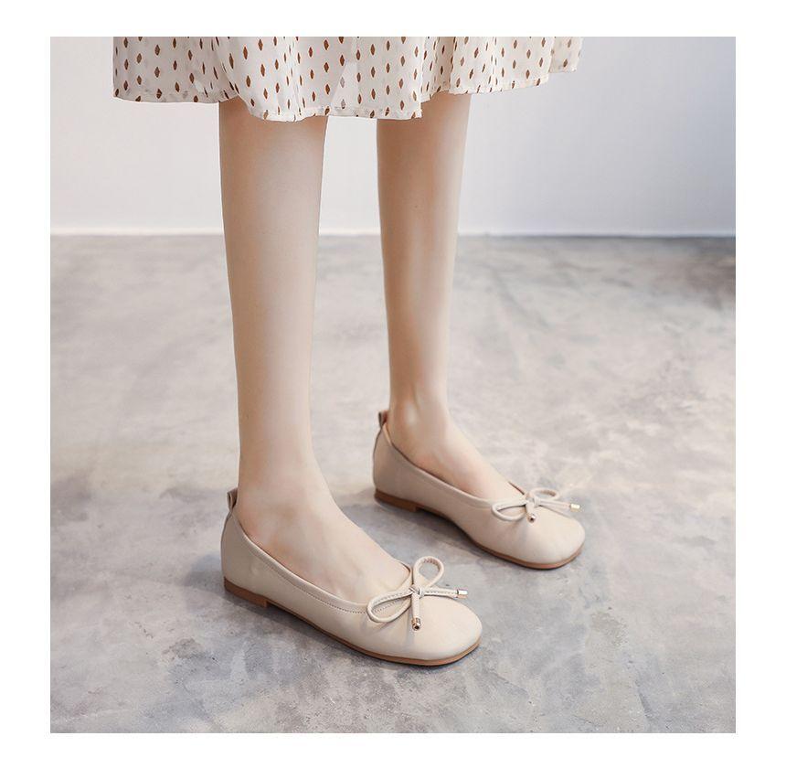 Genuine Leather Bow Flats Product Image