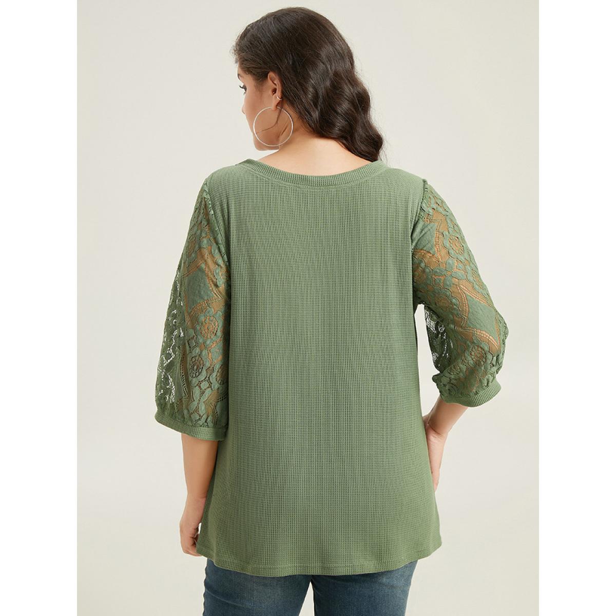 Plus Size Plain Lace Patchwork Notched T-shirt Green Women Elegant Plain Plain Notched collar Dailywear T-shirts BloomChic 14-16/1X Product Image
