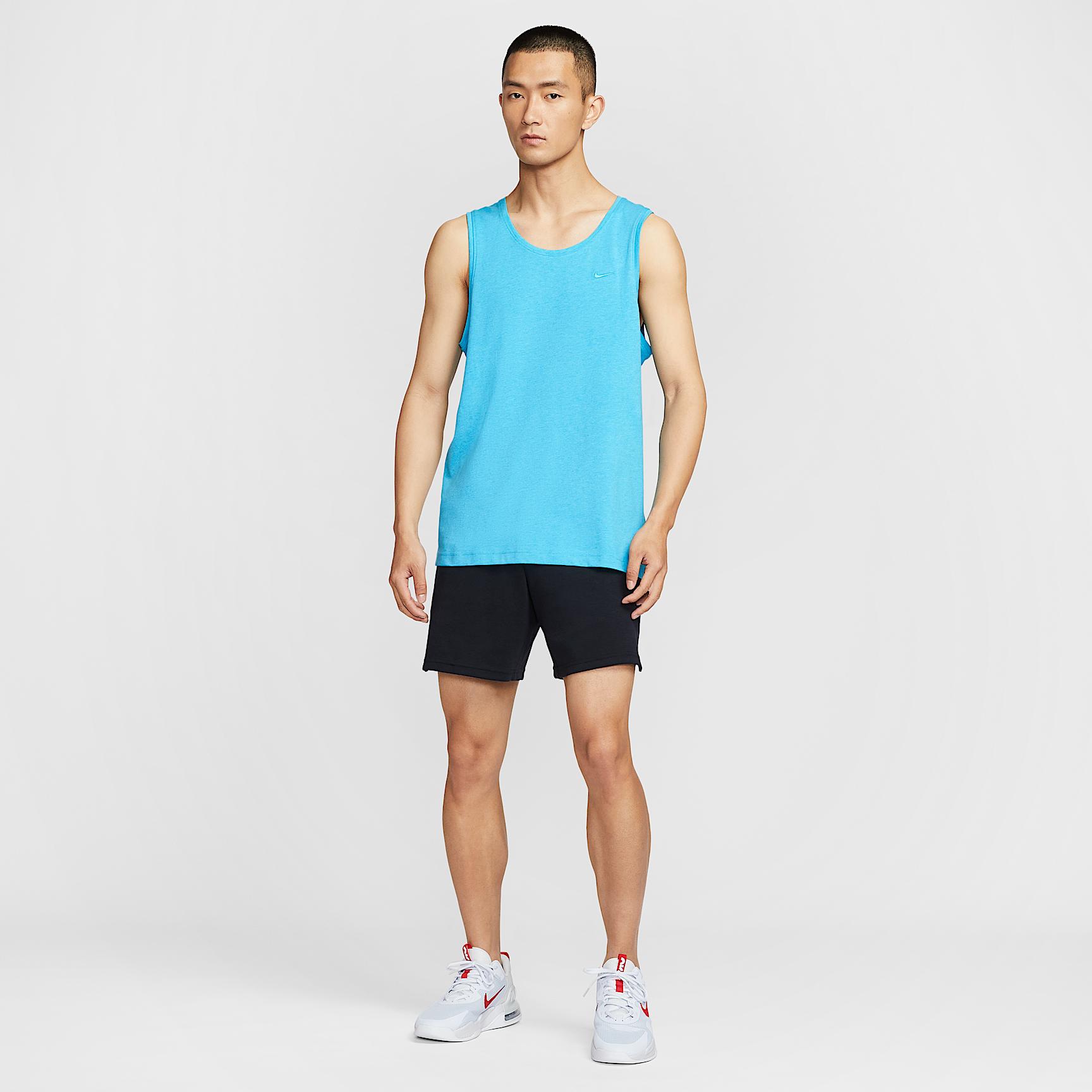 Nike Men's Primary Dri-FIT Versatile Tank Top Product Image