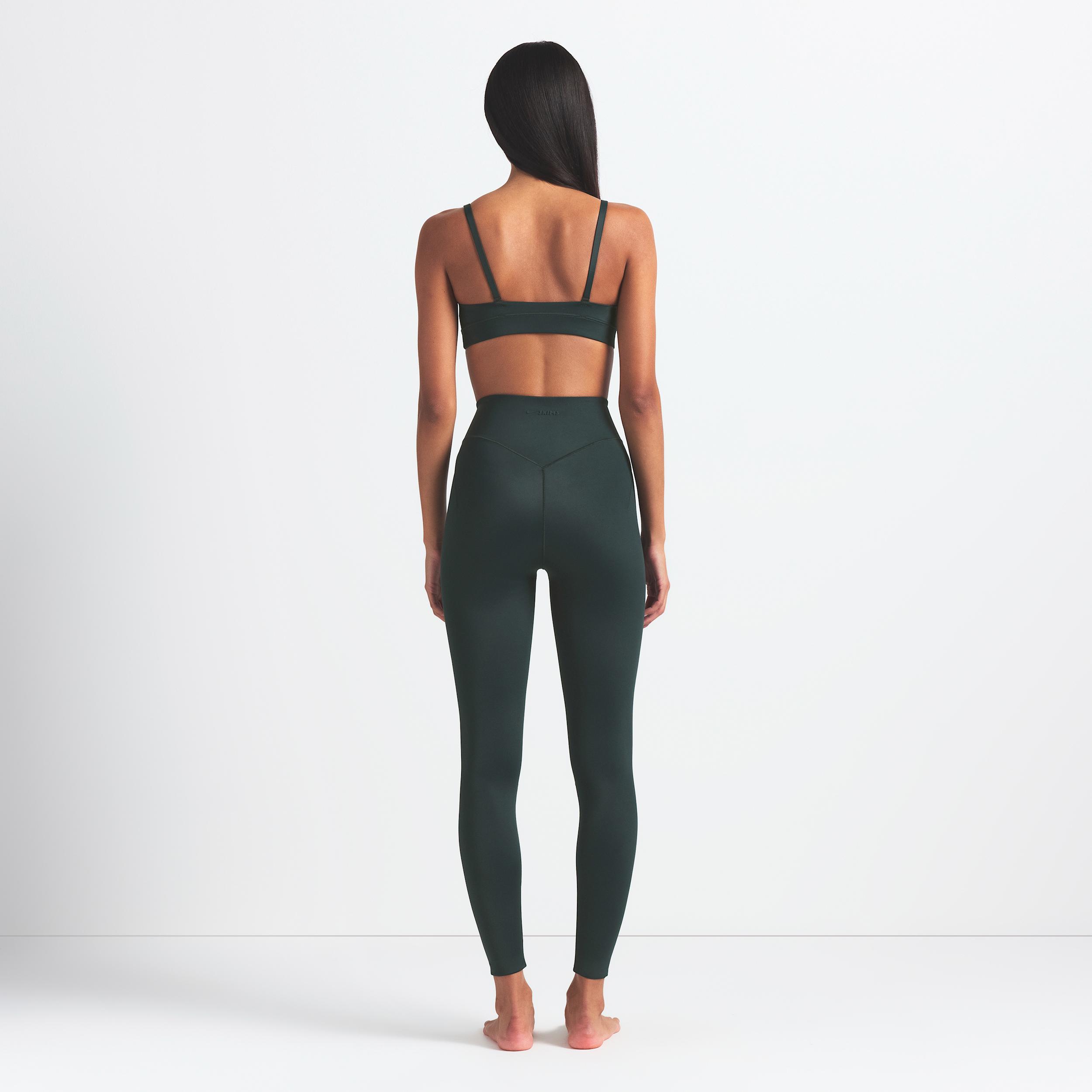 Nike Womens SKIMS Shine High-Waisted Bonded 26 Leggings | BOLEG8352W-DKT Product Image