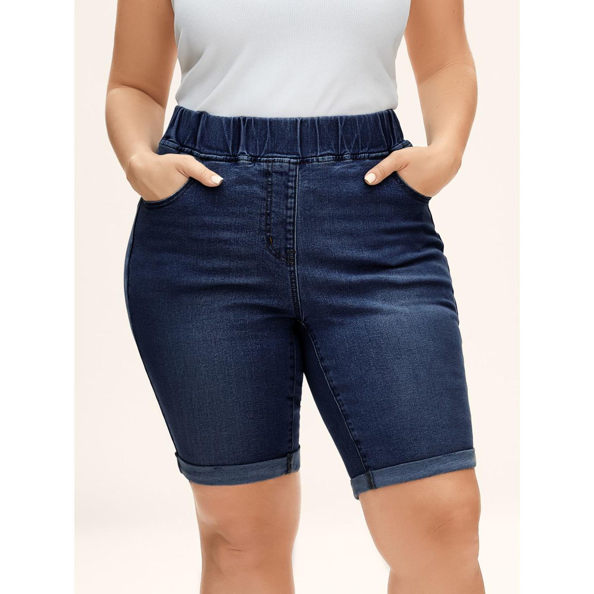 Plus Size Pull-On Stretchy Waist Denim Shorts Women Darkindigo Medium stretch Casual Slanted pocket Leisure Denim Shorts BloomChic 12/L Product Image