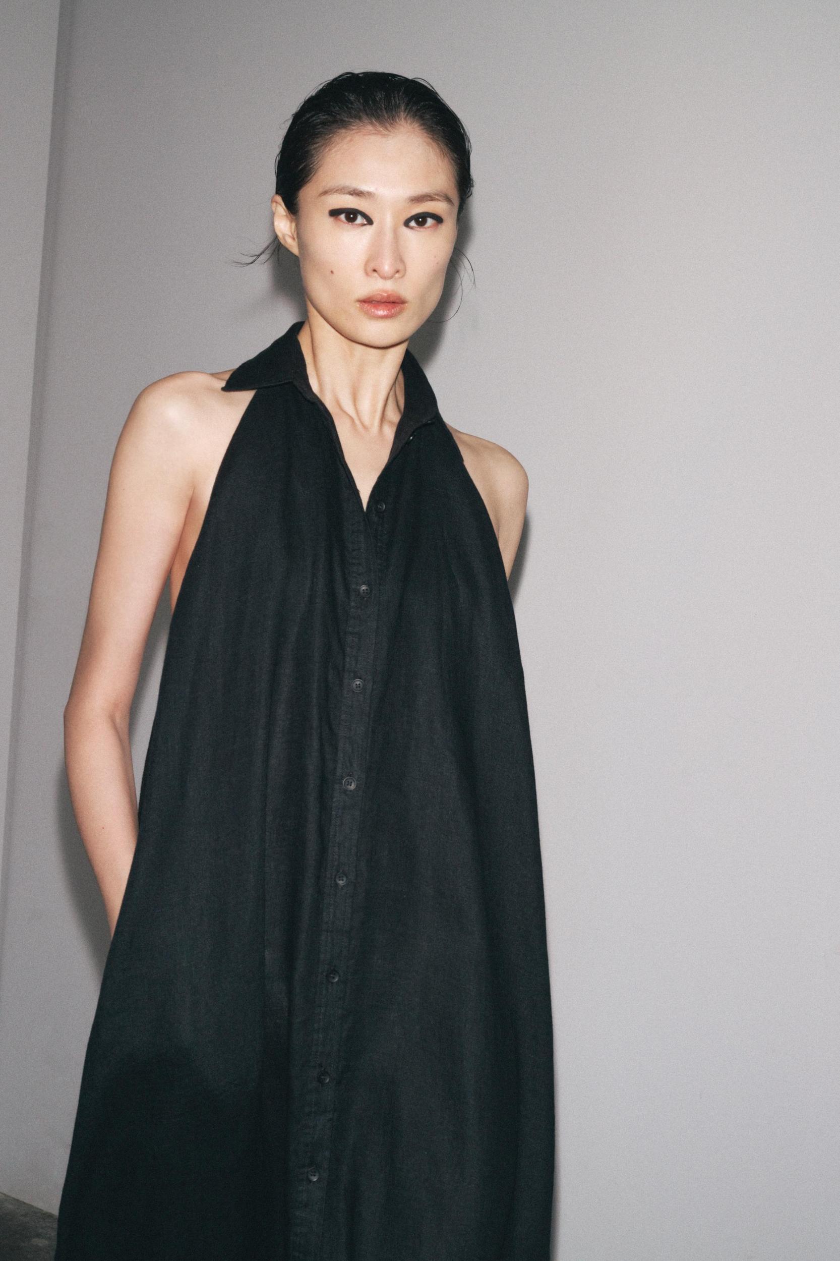 100% LINEN HALTER DRESS ZW COLLECTION Product Image