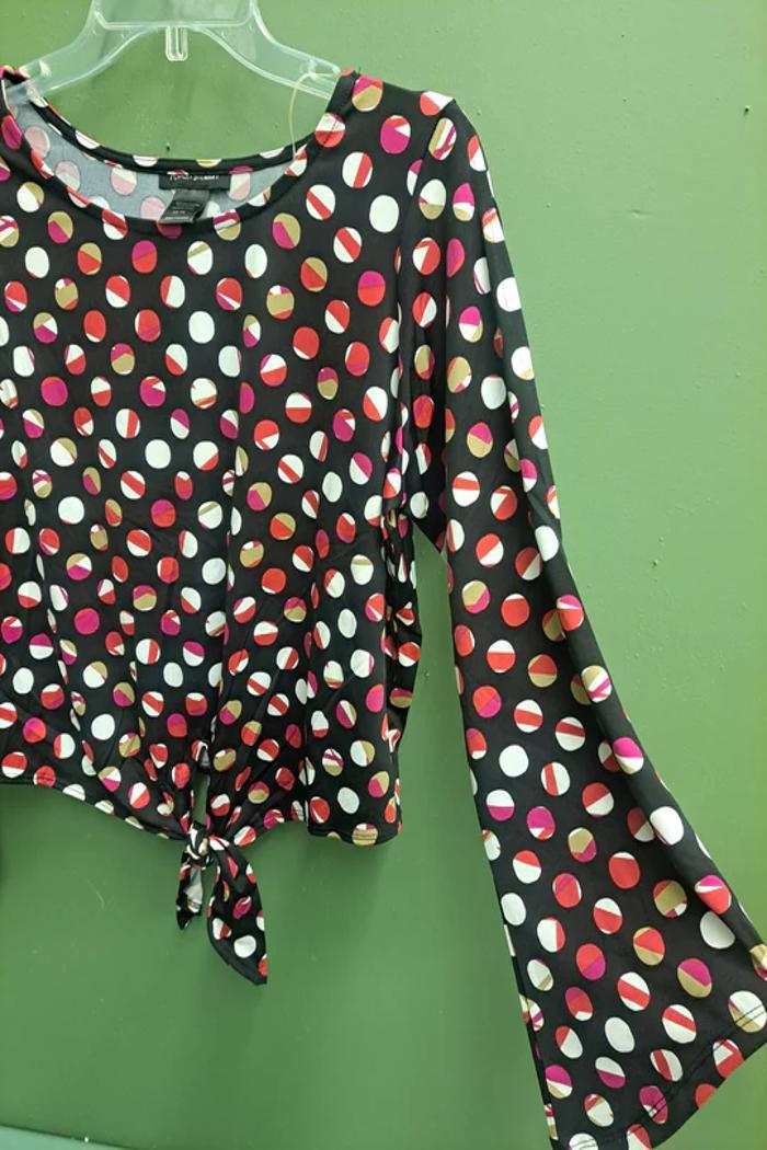 Pink & white polka dot blouse Product Image