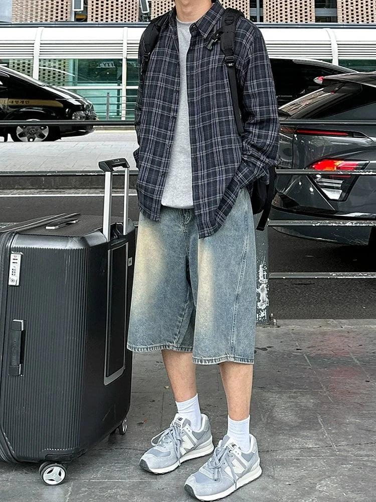 RT No. 18613 WASHED BLUE DENIM SHORTS Product Image