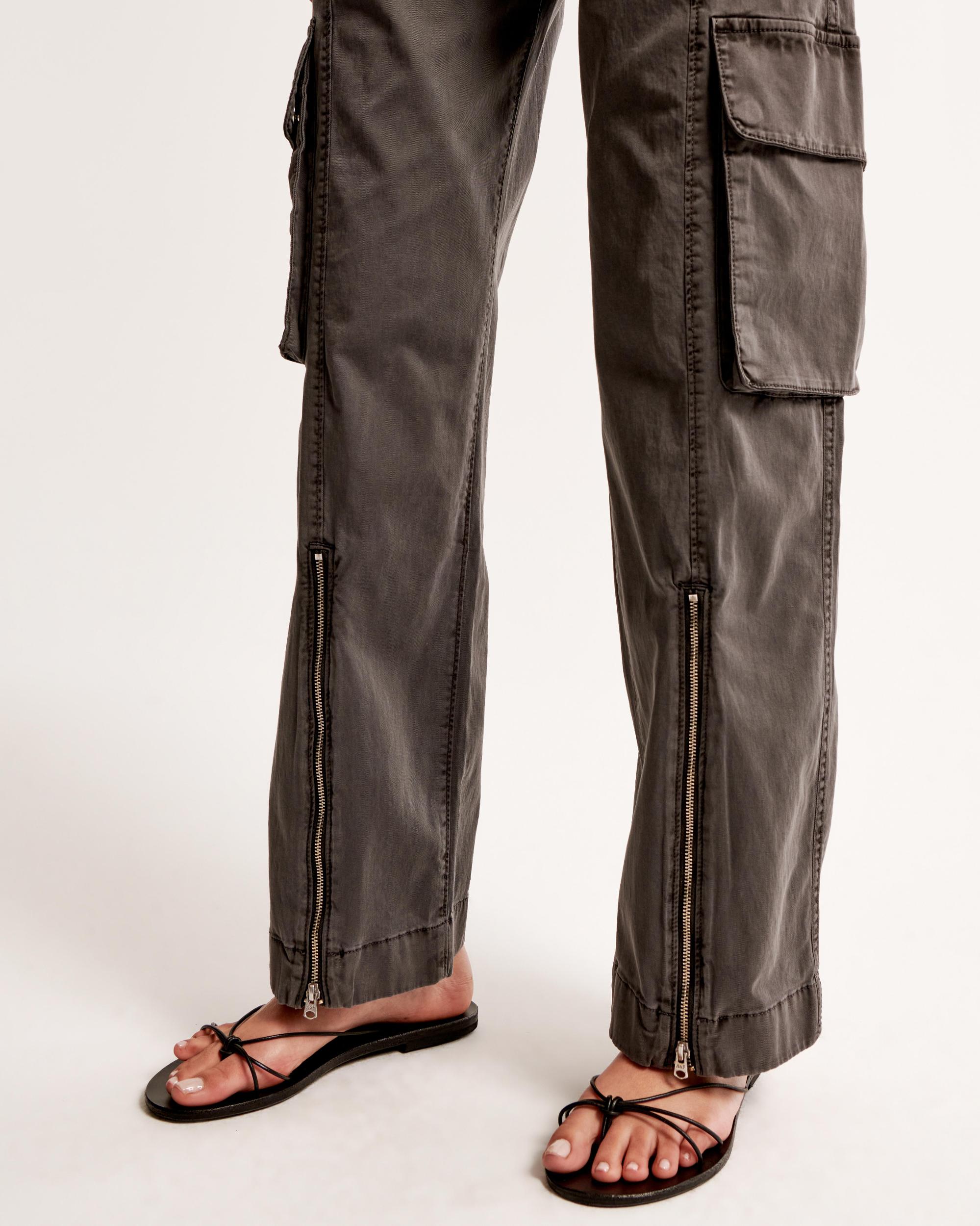 Pull-On Wide Leg Cargo Pant Product Image