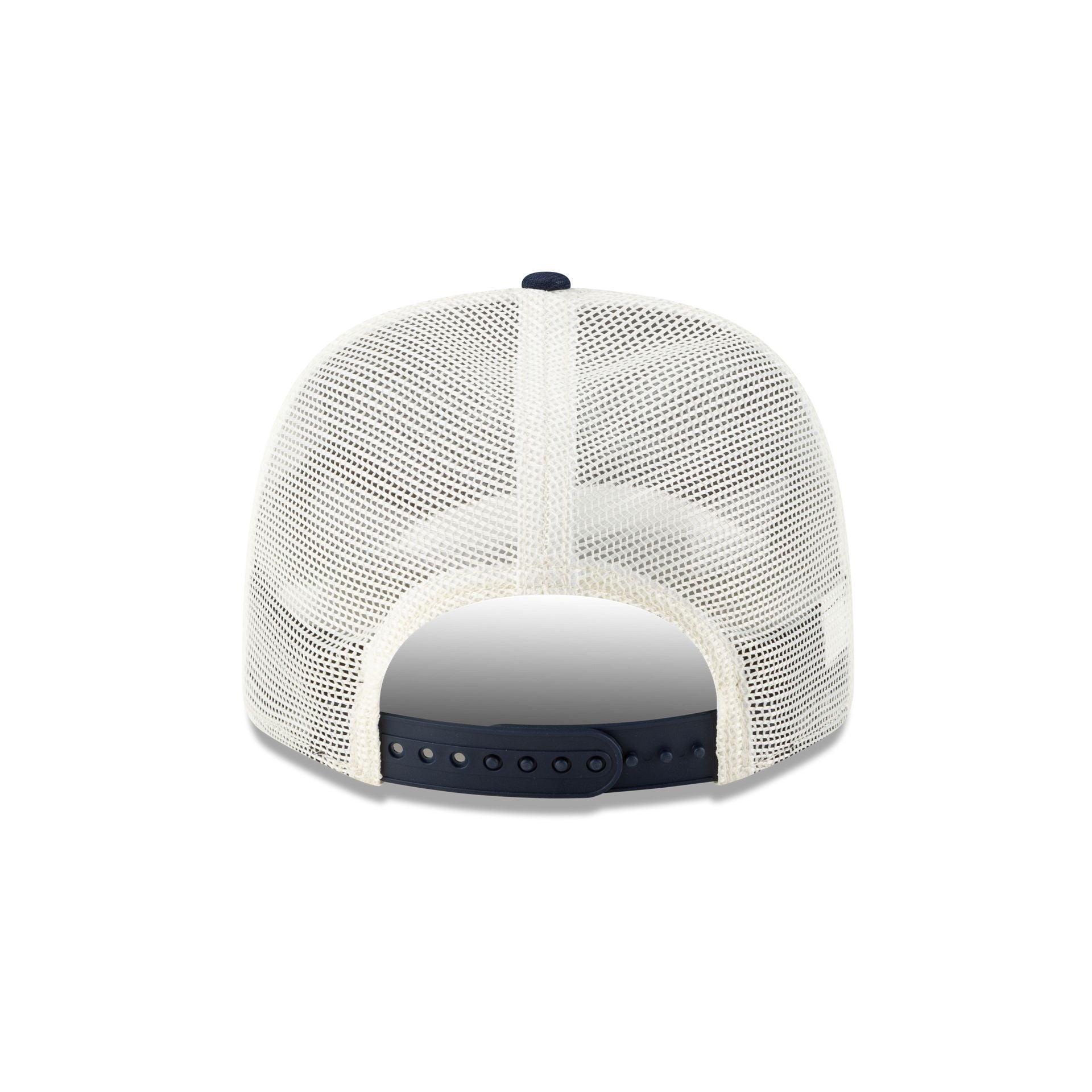 Atlanta Braves St. Patrick's Day 2025 9SEVENTY Stretch-Snap Hat Male Product Image