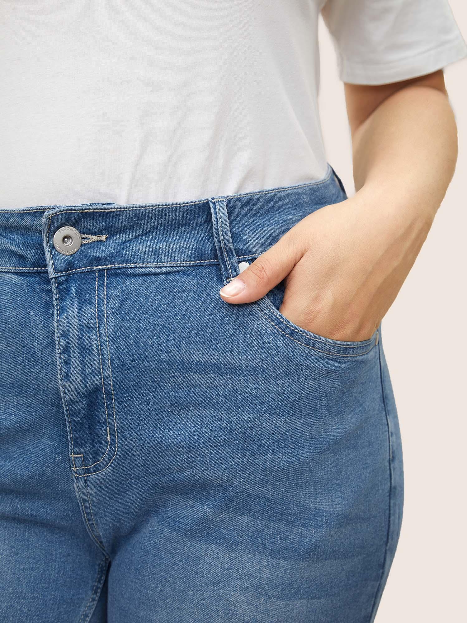 Very Stretchy High Rise Dark Wash Denim Shorts Female Product Image