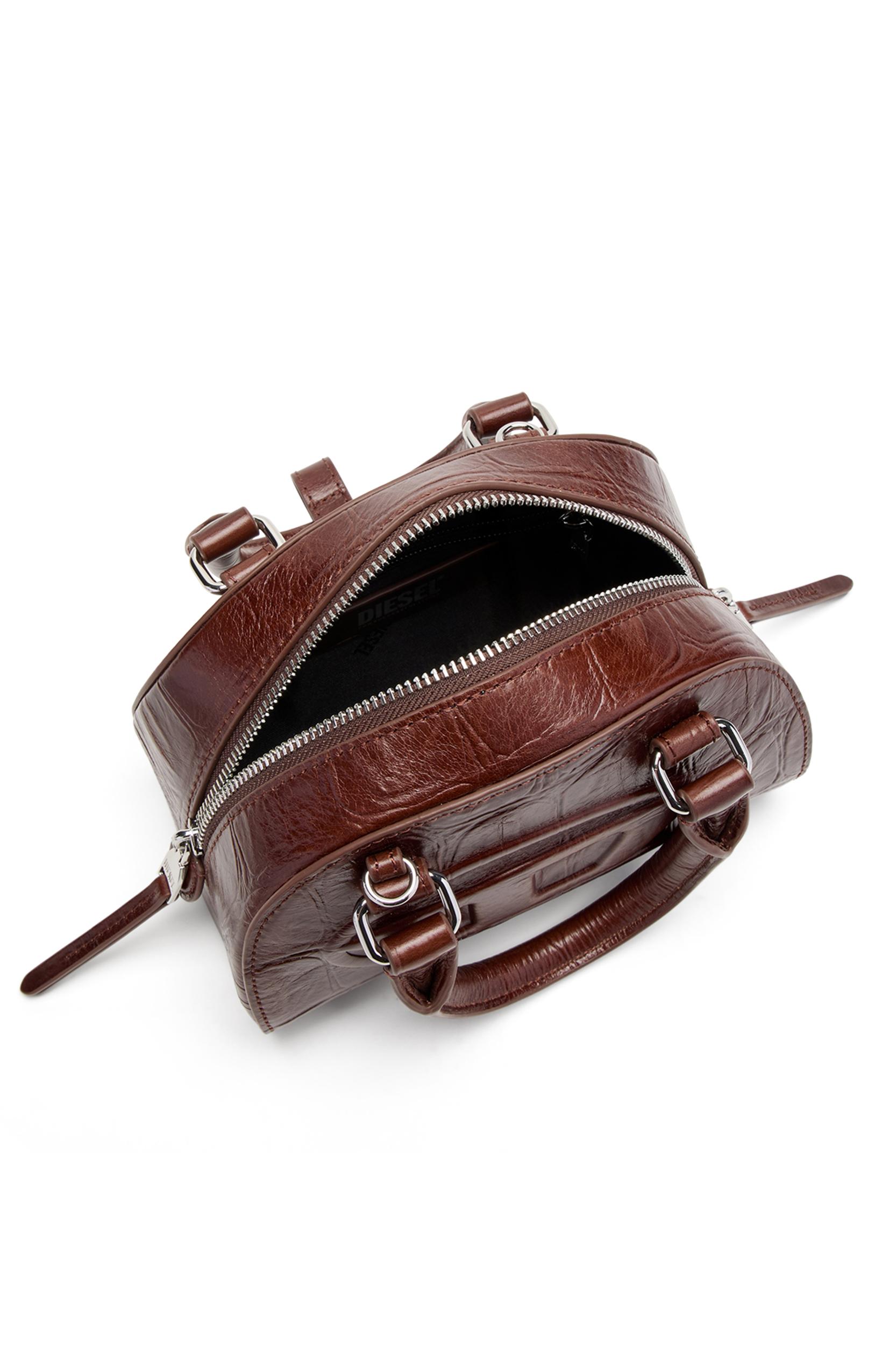1DR DOME CROSSBODY Product Image