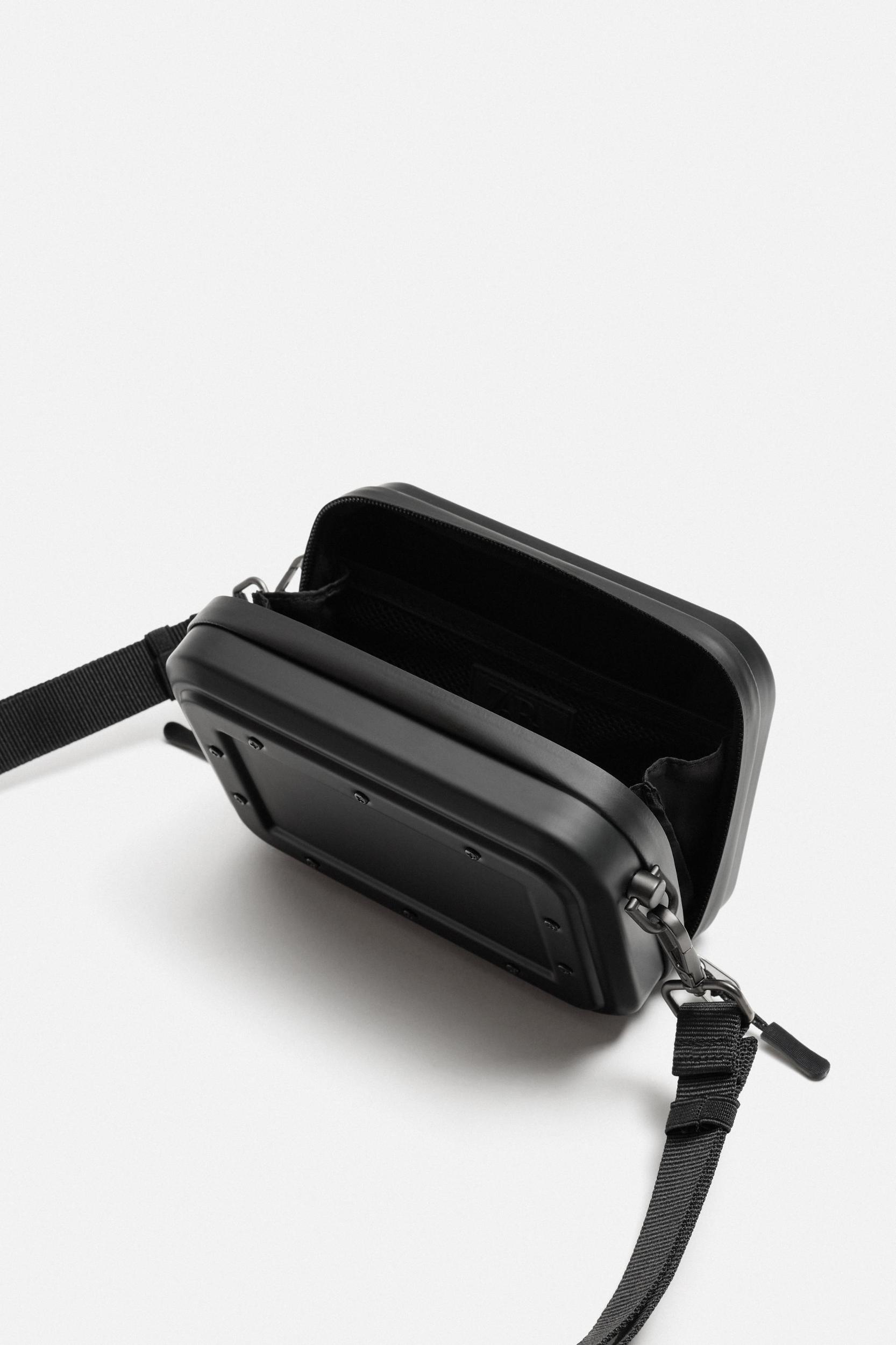 BOX CROSSBODY BAG Product Image