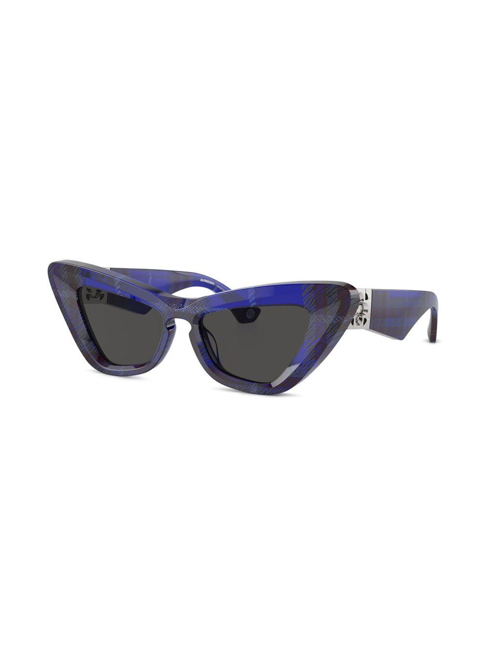 check cat-eye sunglasses Product Image