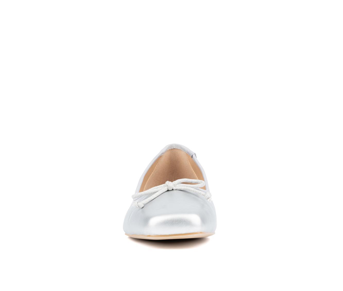 Women's Fashion to Figure Fawn Ballet Wide Width Flats Product Image