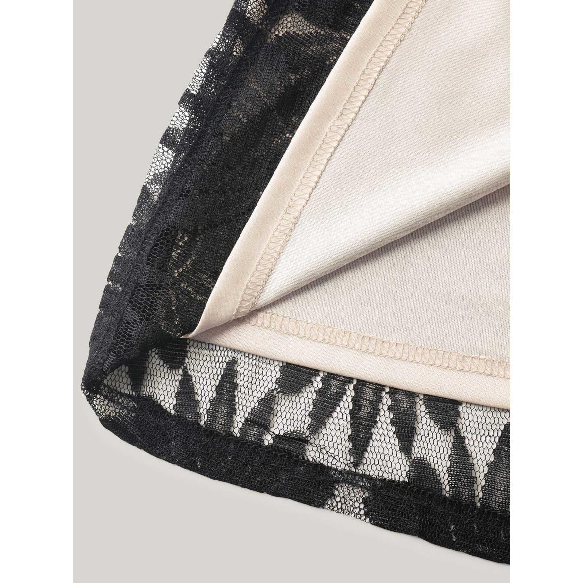 Plus Size Geometric Print Lace Midi Skirt Women Black Elegant See through Bodycon Low stretch Slanted pocket Everyday-Elegant Skirts BloomChic 14-16/1X Product Image