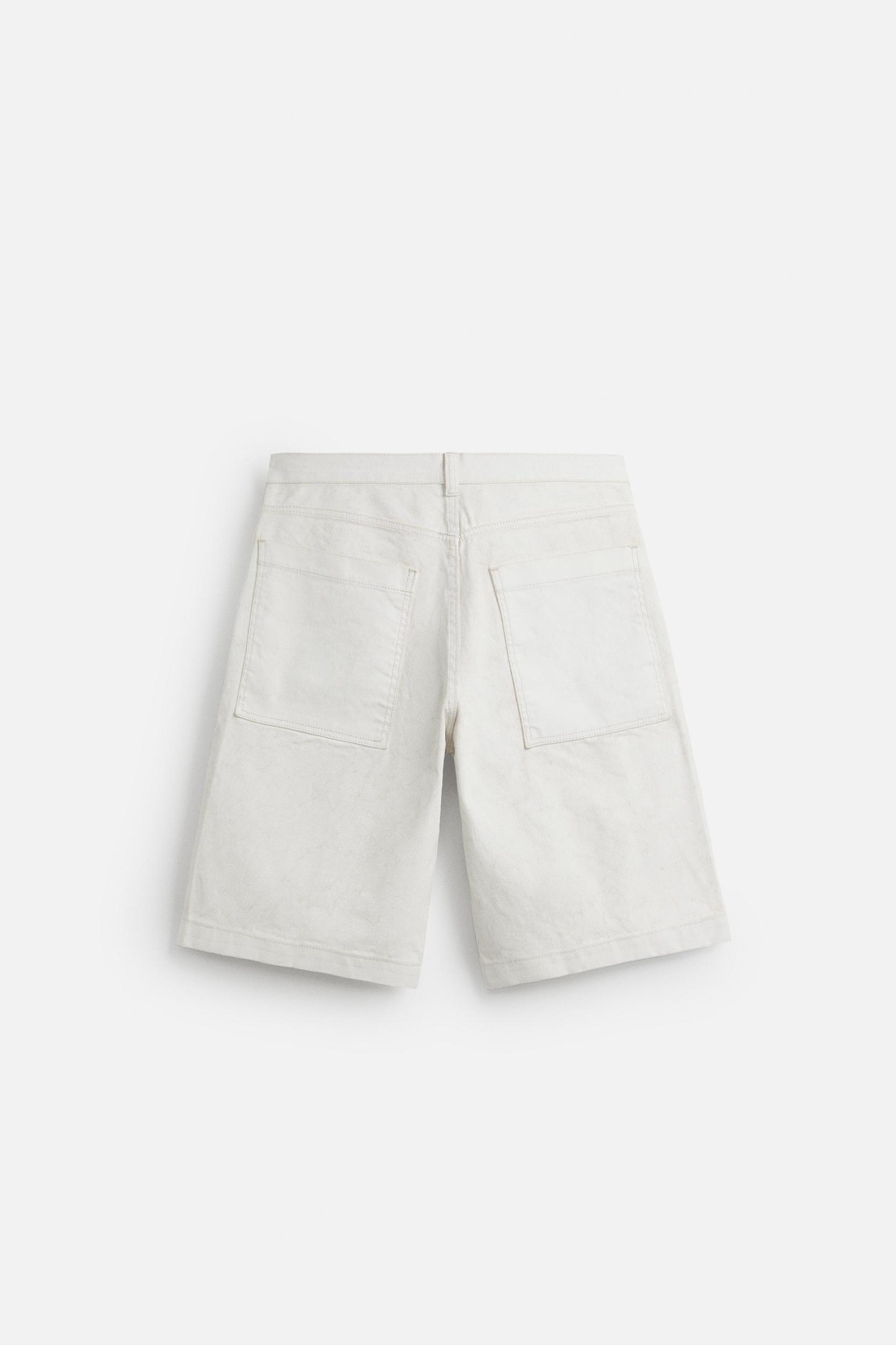 WAXED EFFECT BAGGY FIT DENIM SHORTS Product Image