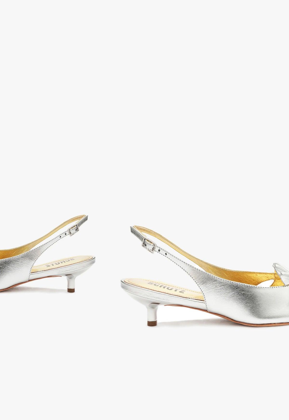 Zane Leather Pump Female Product Image