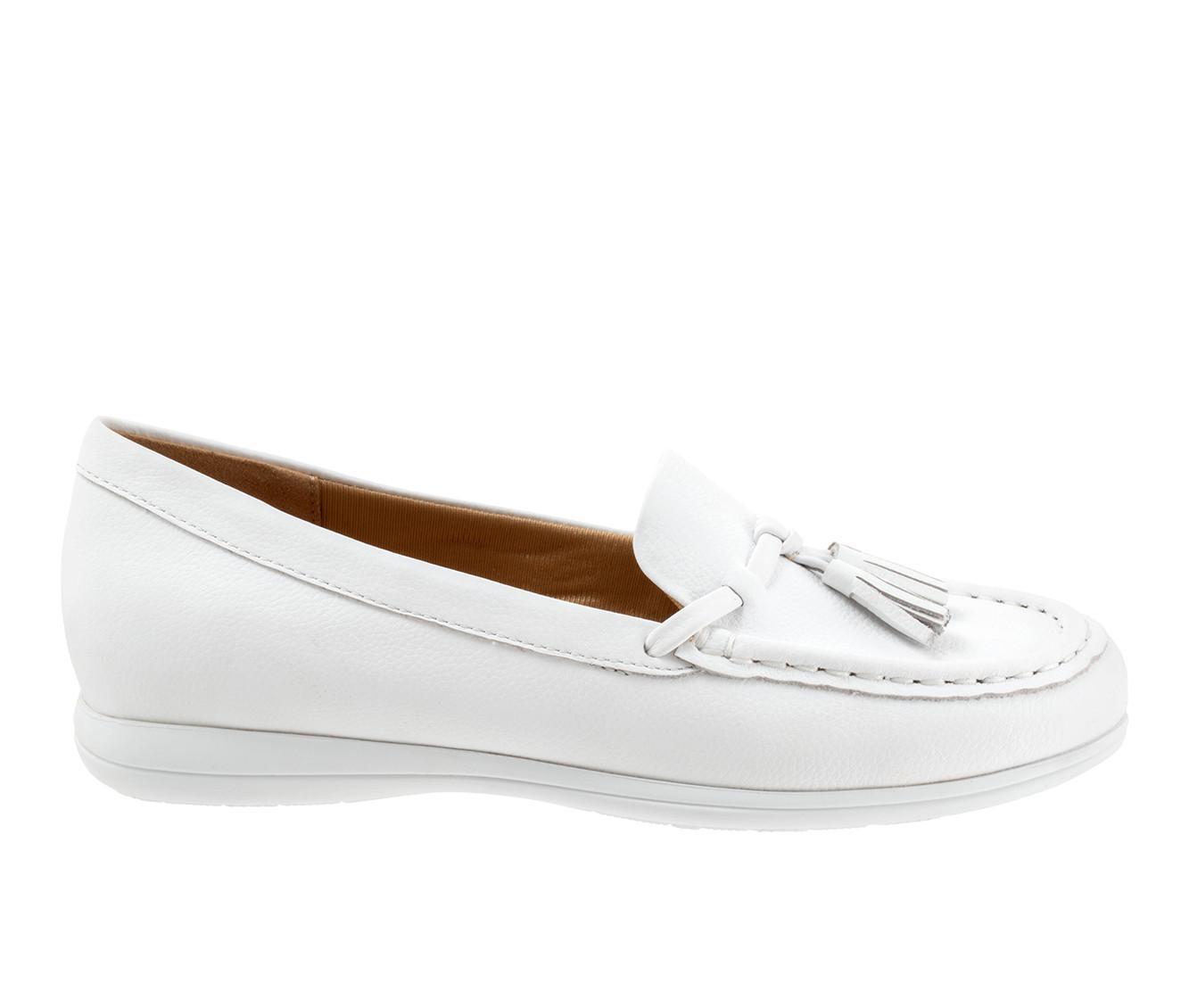 Women's Trotters Dawson Moccasin Loafers Product Image