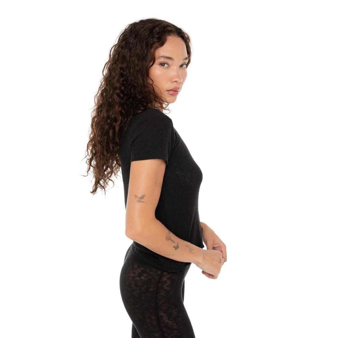 Kimi Tee Product Image