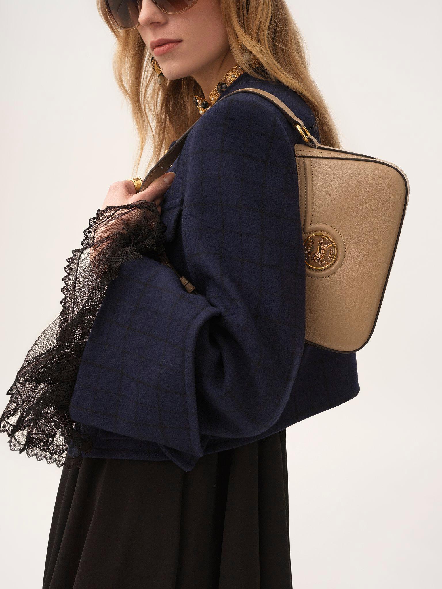 Horse Medal shoulder bag in grained leather Product Image