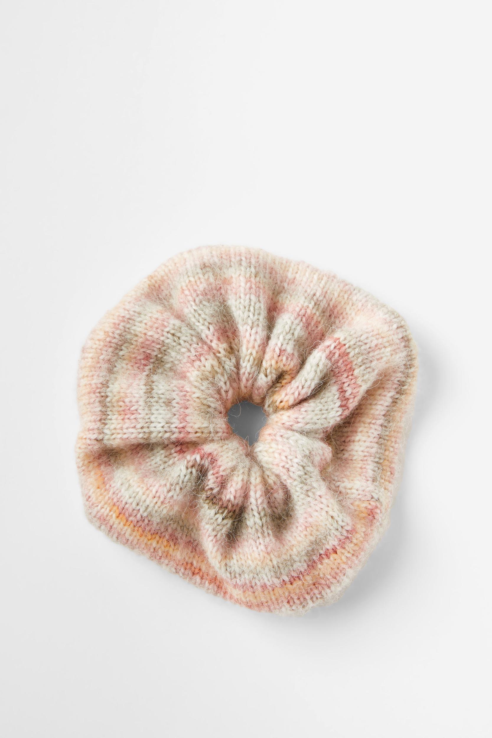 Stella Scrunchie Product Image