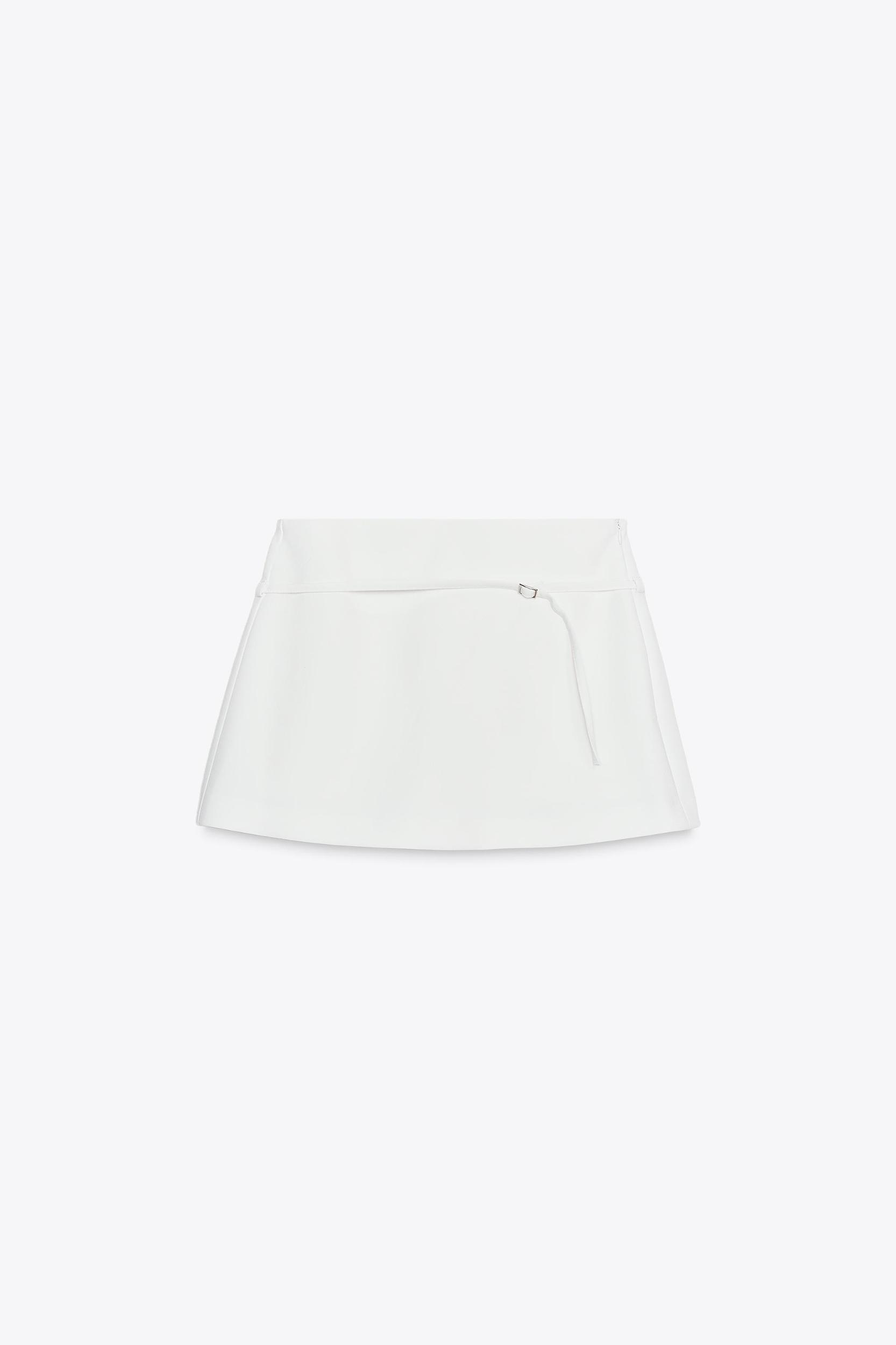 BELTED SKORT Product Image