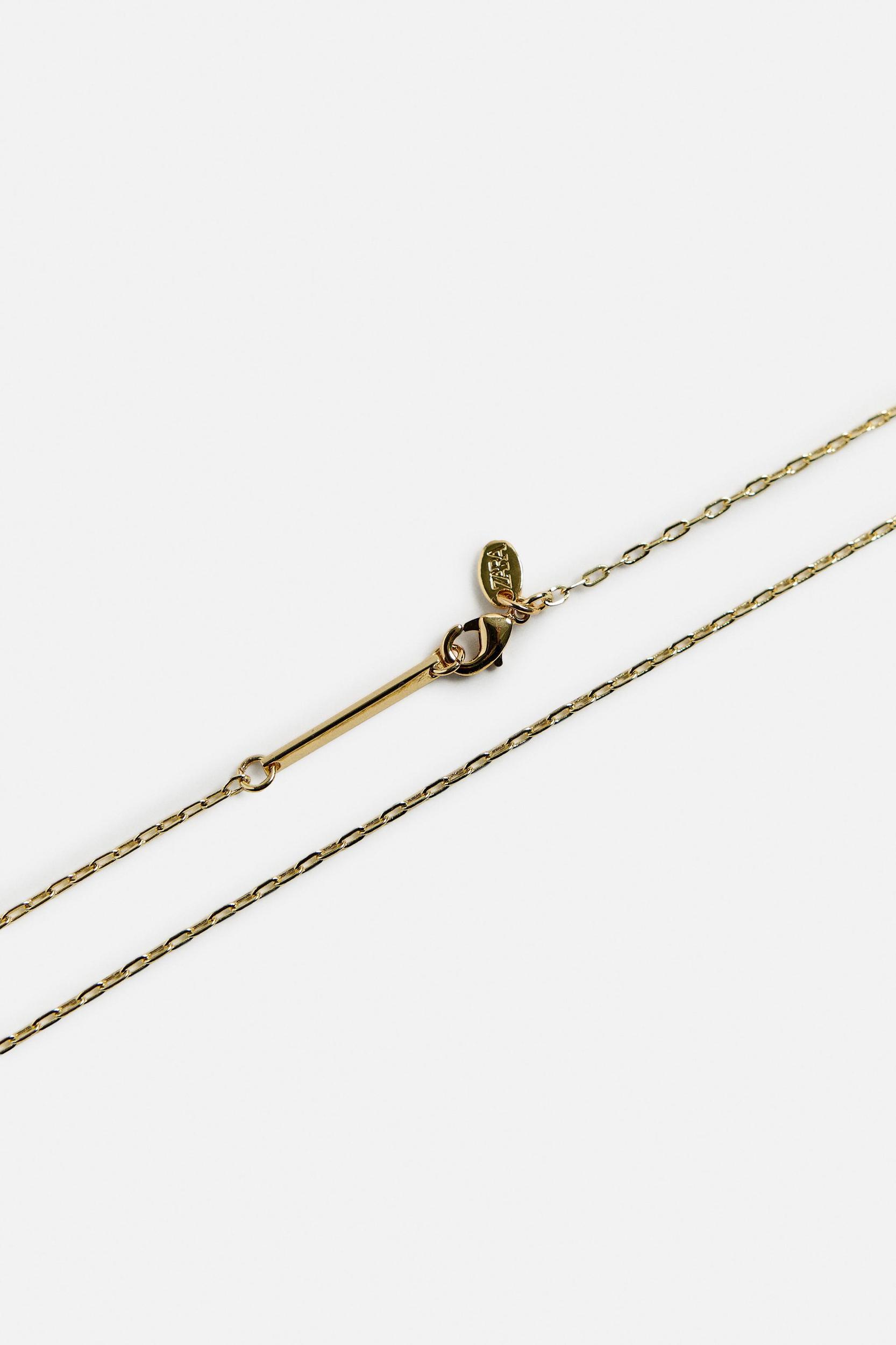 METAL CHAIN NECKLACE Product Image