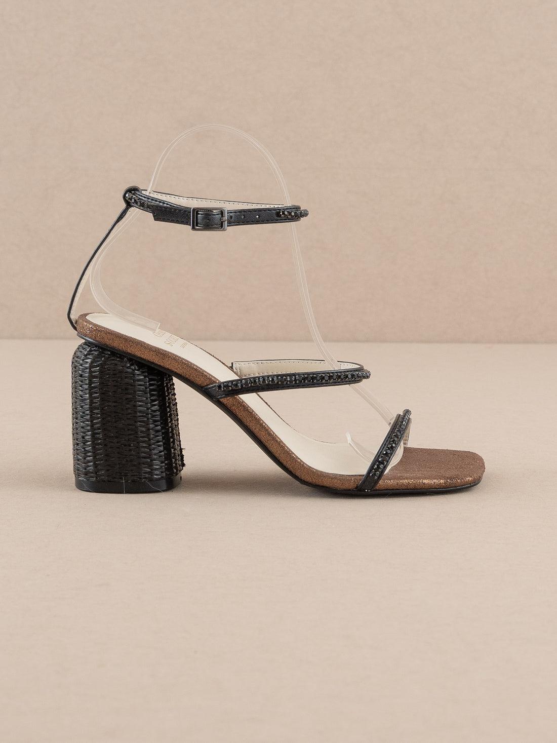 THE DESTINY HEEL Product Image