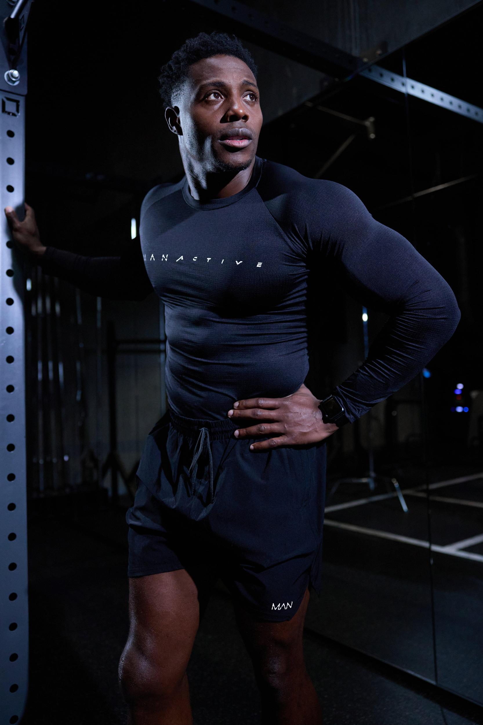 Man Active Muscle Fit Breathable Lightweight Long Sleeve T-shirt | boohooMAN USA Product Image