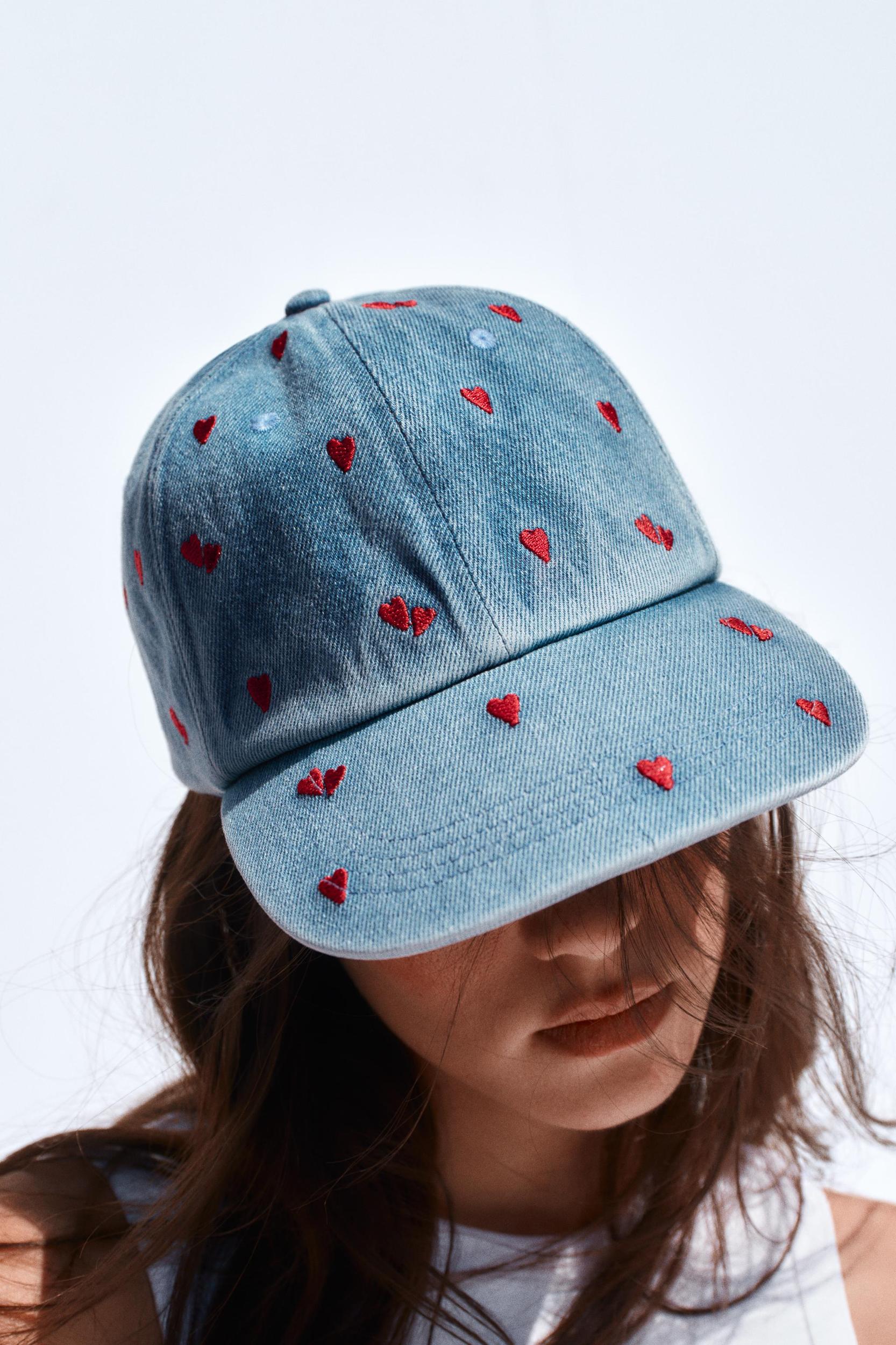 EMBROIDERED DENIM EFFECT CAP Product Image