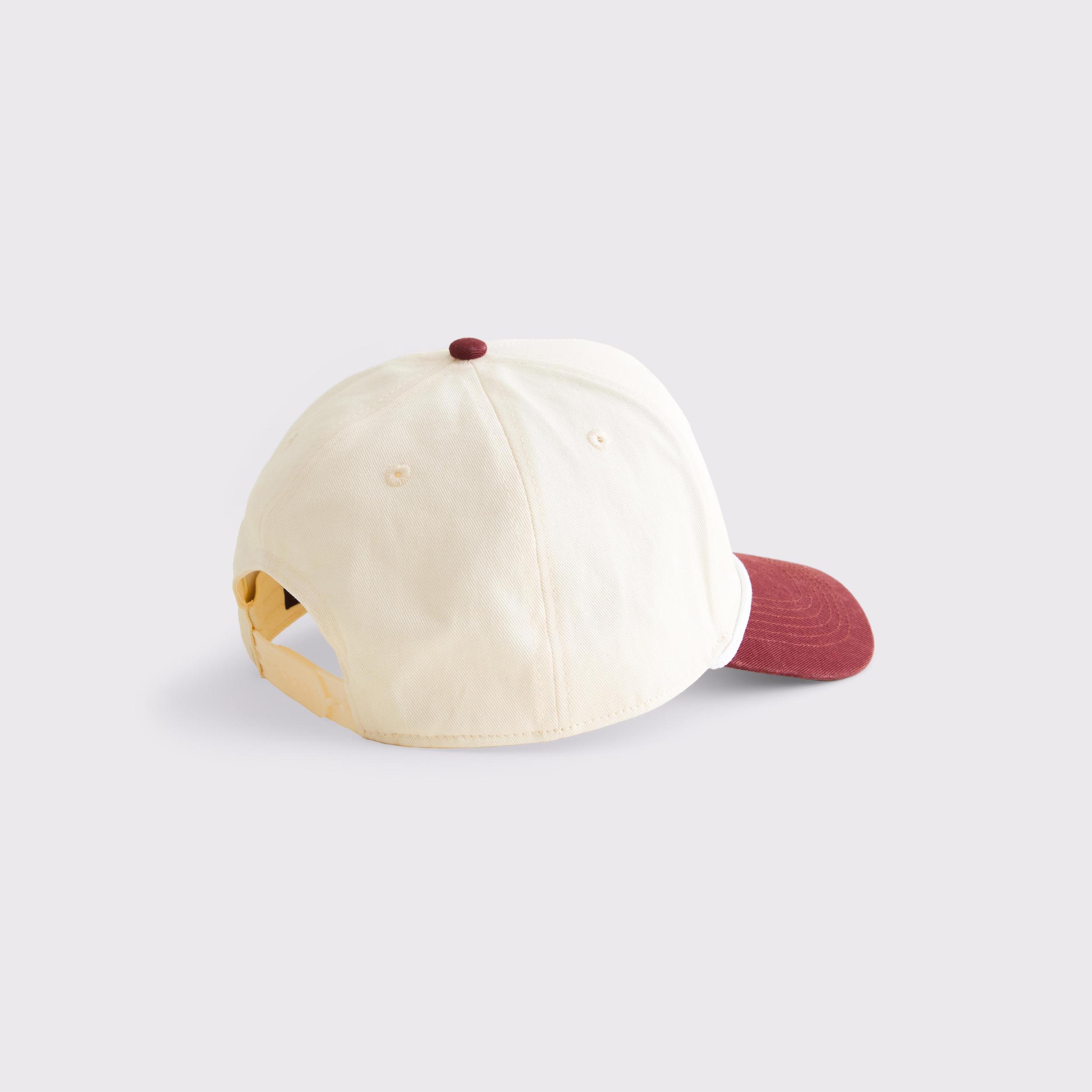 Guinness Snapback Hat Product Image