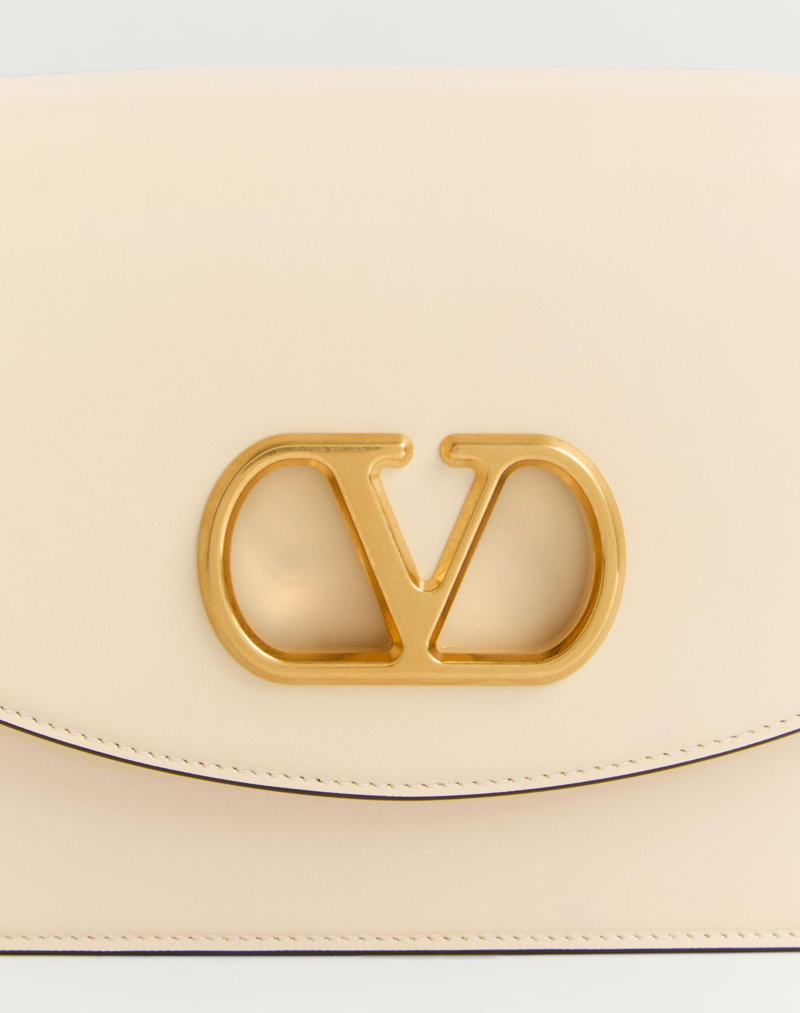 Valentino Garavani Vain Shoulder Bag In Shiny Calfskin Product Image