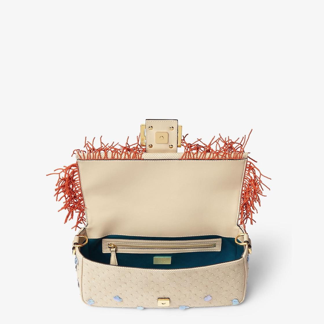 BaguetteWoven bag with Sea Garden embroideries Product Image