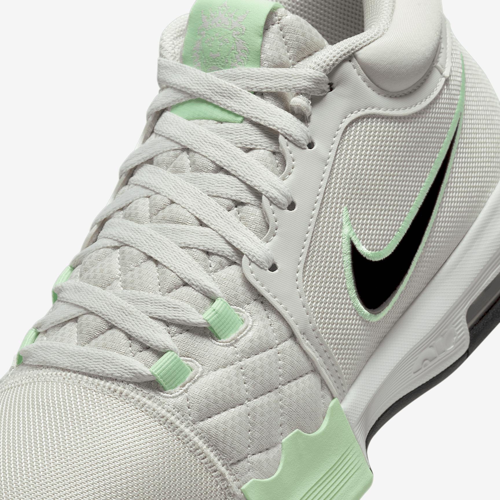 Nike Mens LeBron Witness VIII Basketball Shoes | HQ2139-002 Product Image