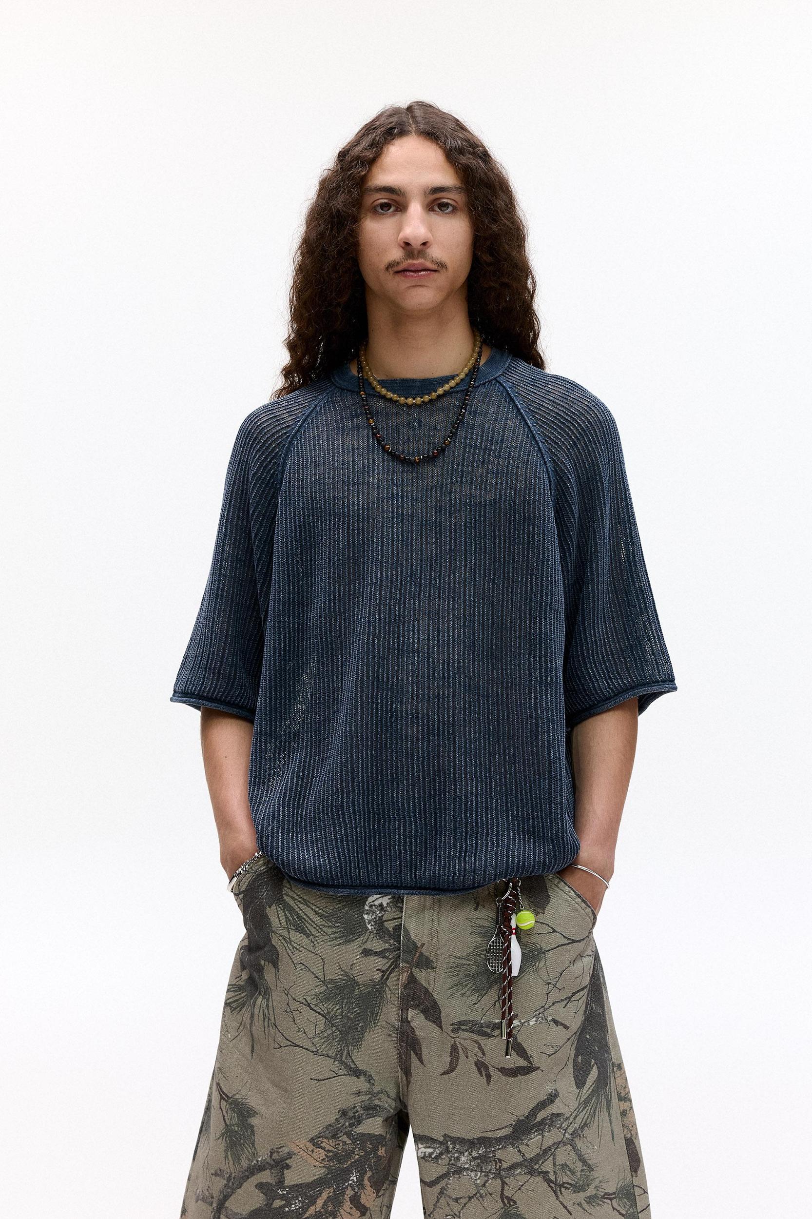 Short sleeve knit T-shirt Product Image