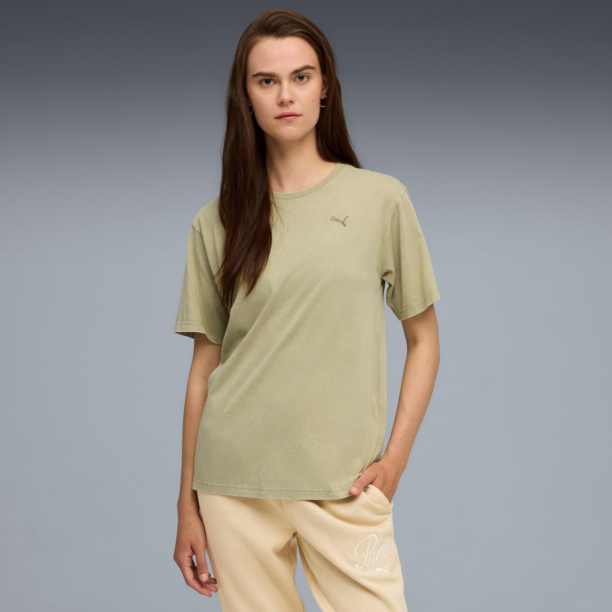 ESS ELEVATED Wash Tee Women Product Image