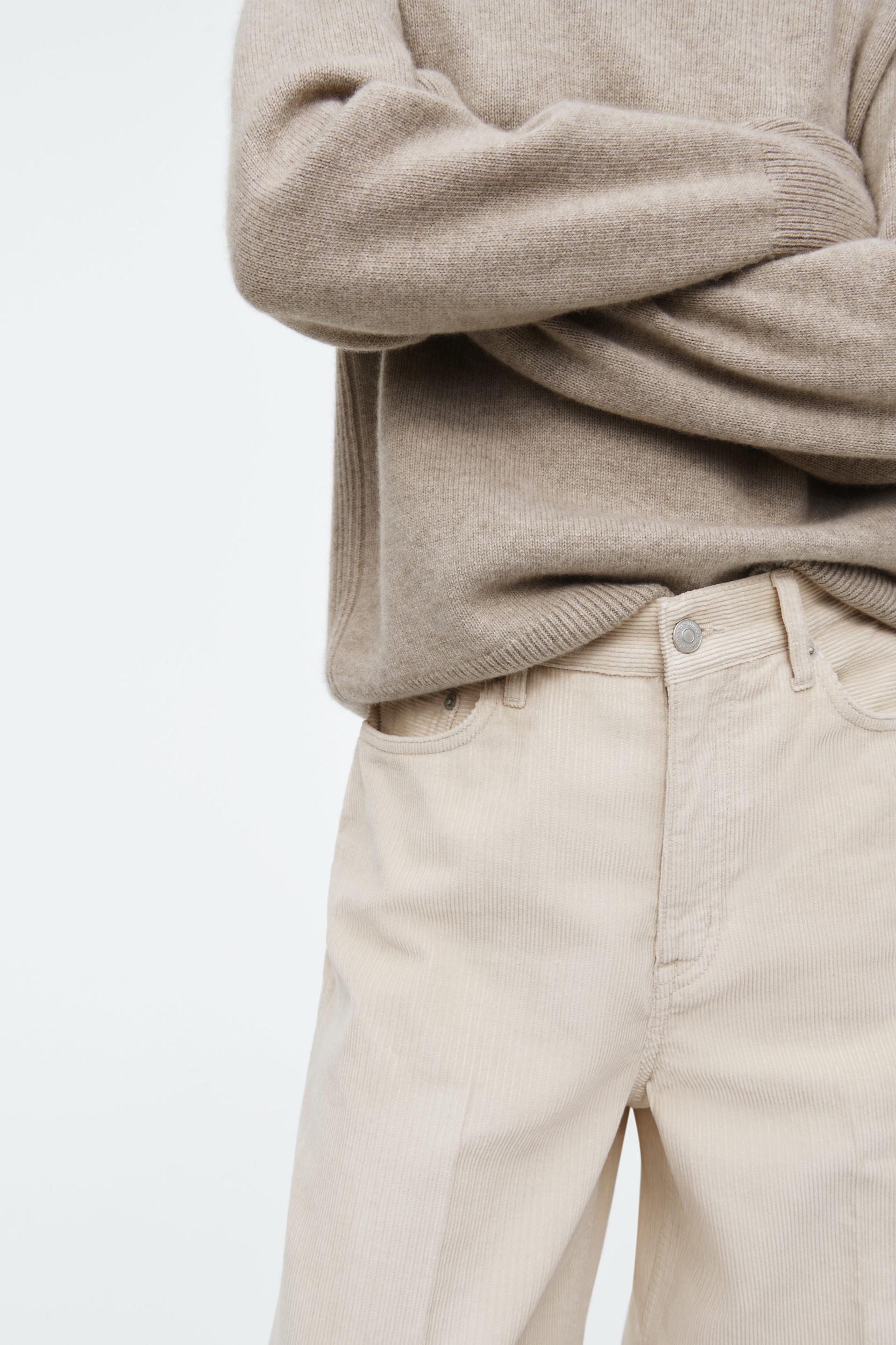 TIDE CORDUROY WIDE-LEG JEANS Product Image