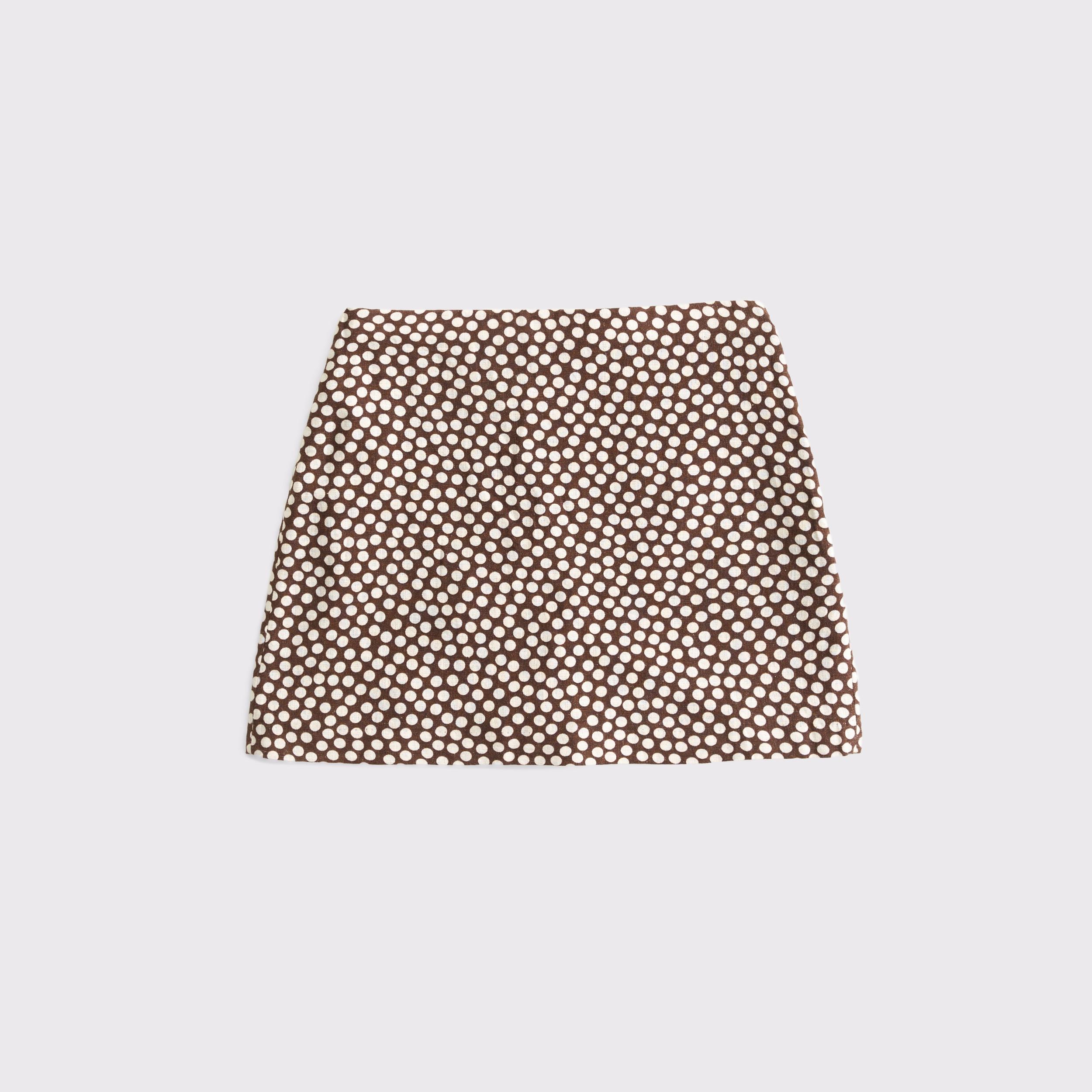 The A&F Scarlett Linen-Blend Mini Skort Product Image