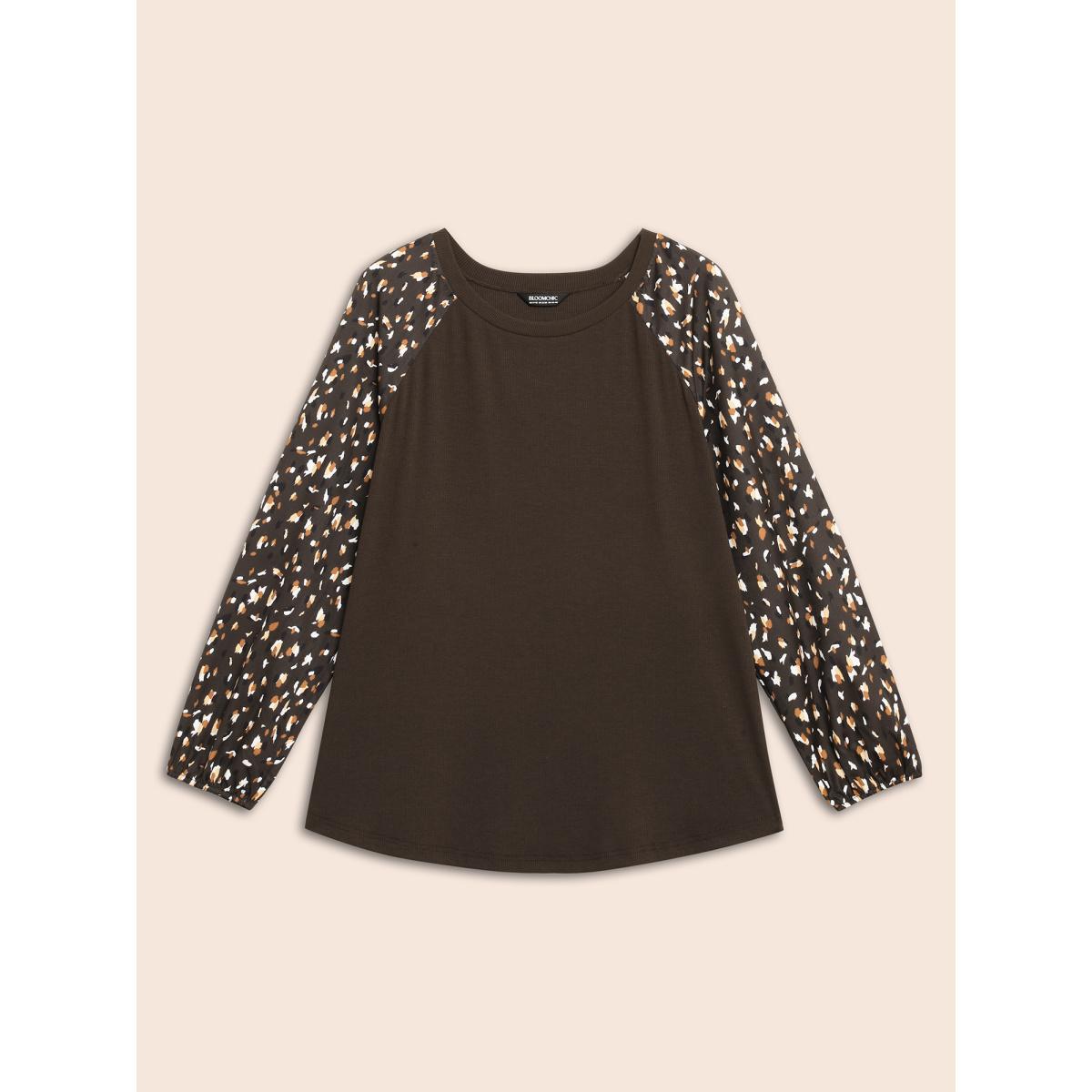 Plus Size Allover Print Patchwork Raglan Sleeve T-shirt DarkBrown Women Casual Contrast Round Neck Everyday T-shirts BloomChic 22-24/3X Product Image