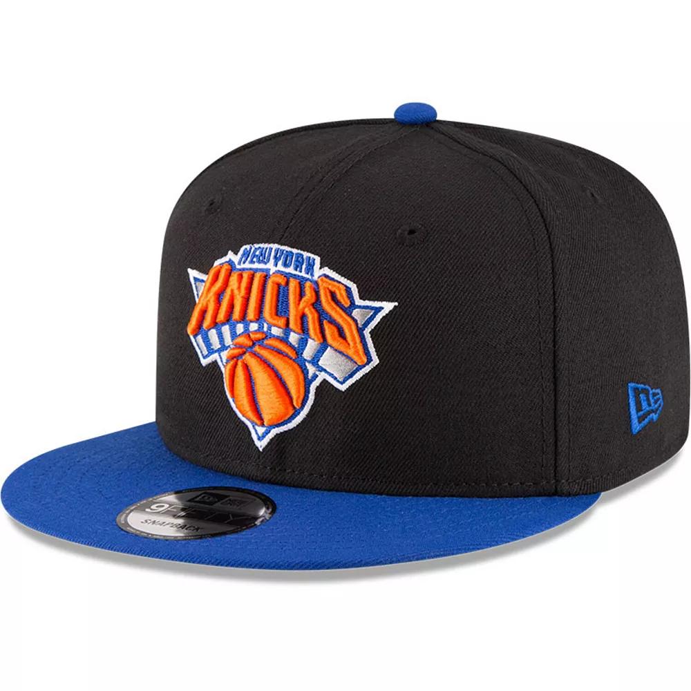 Men's New Era Black/Blue New York Knicks 2-Tone 9FIFTY Adjustable Snapback Hat Product Image