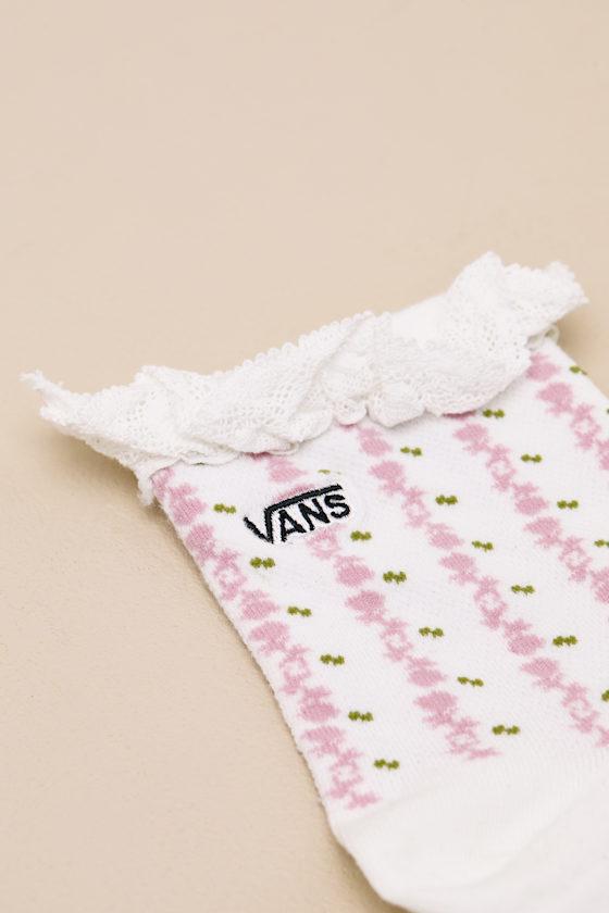 Sereno White Floral Lace Ruffled Crew Socks Product Image