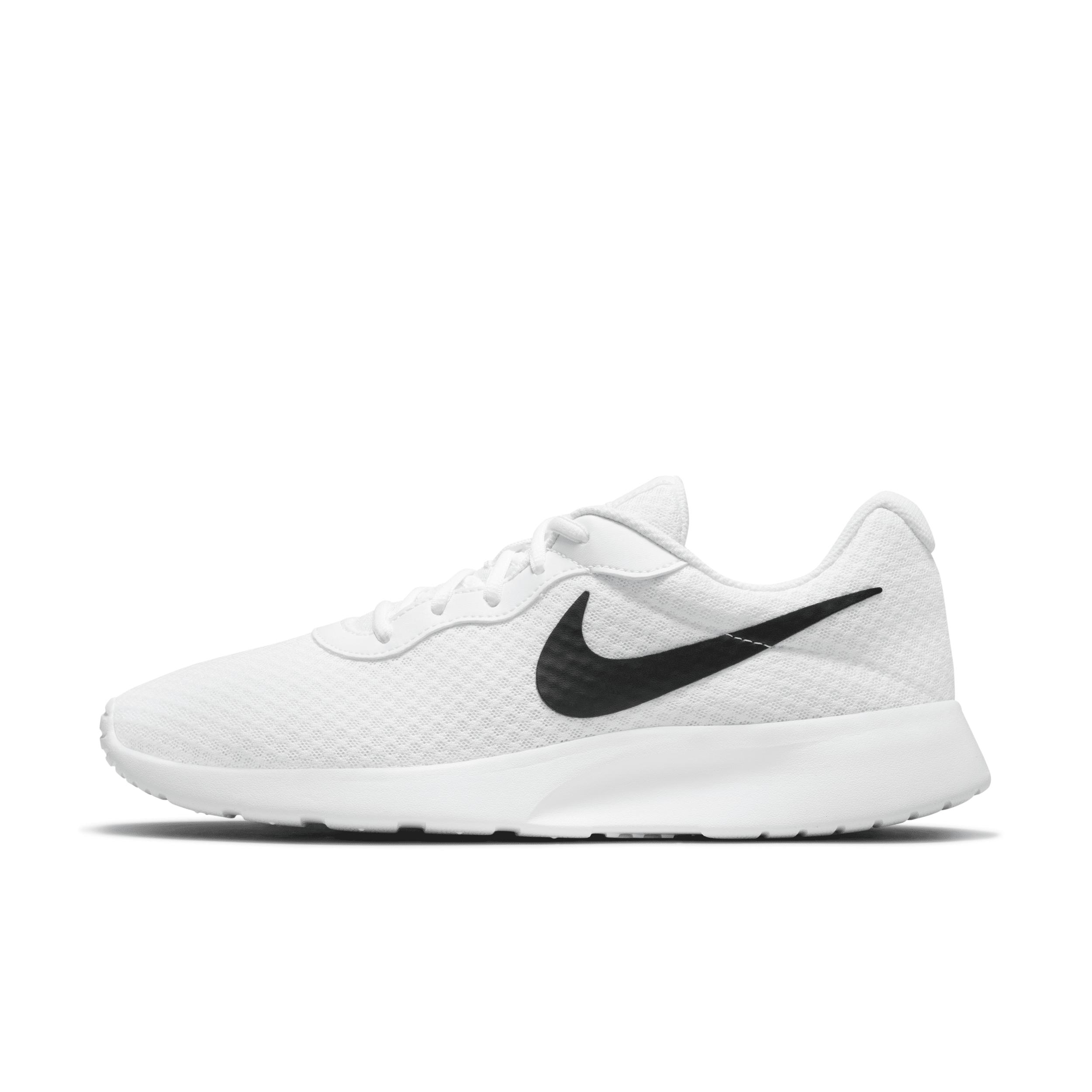 Nike Tanjun Men's Shoes Product Image