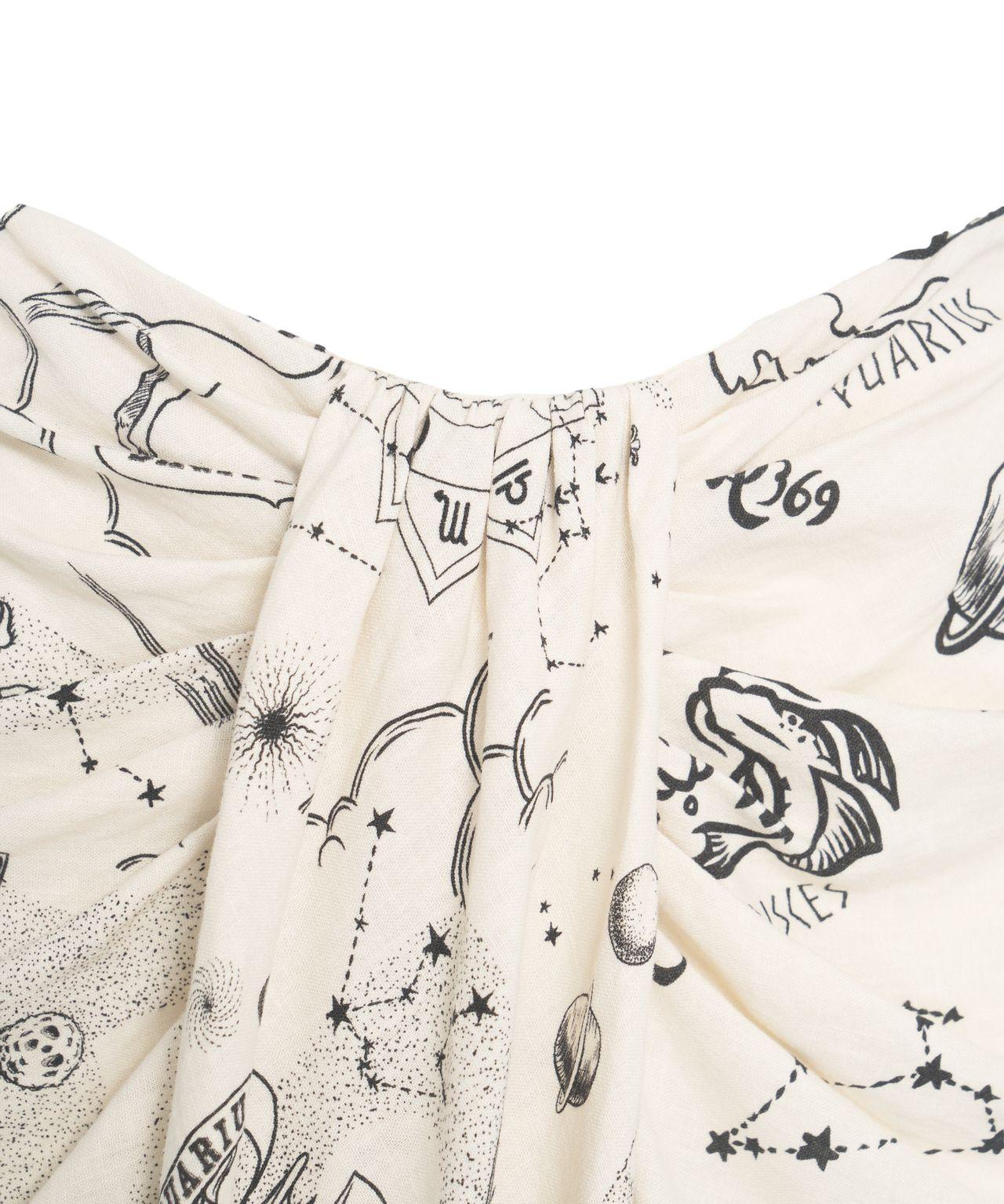 Wrap skirt with print Product Image