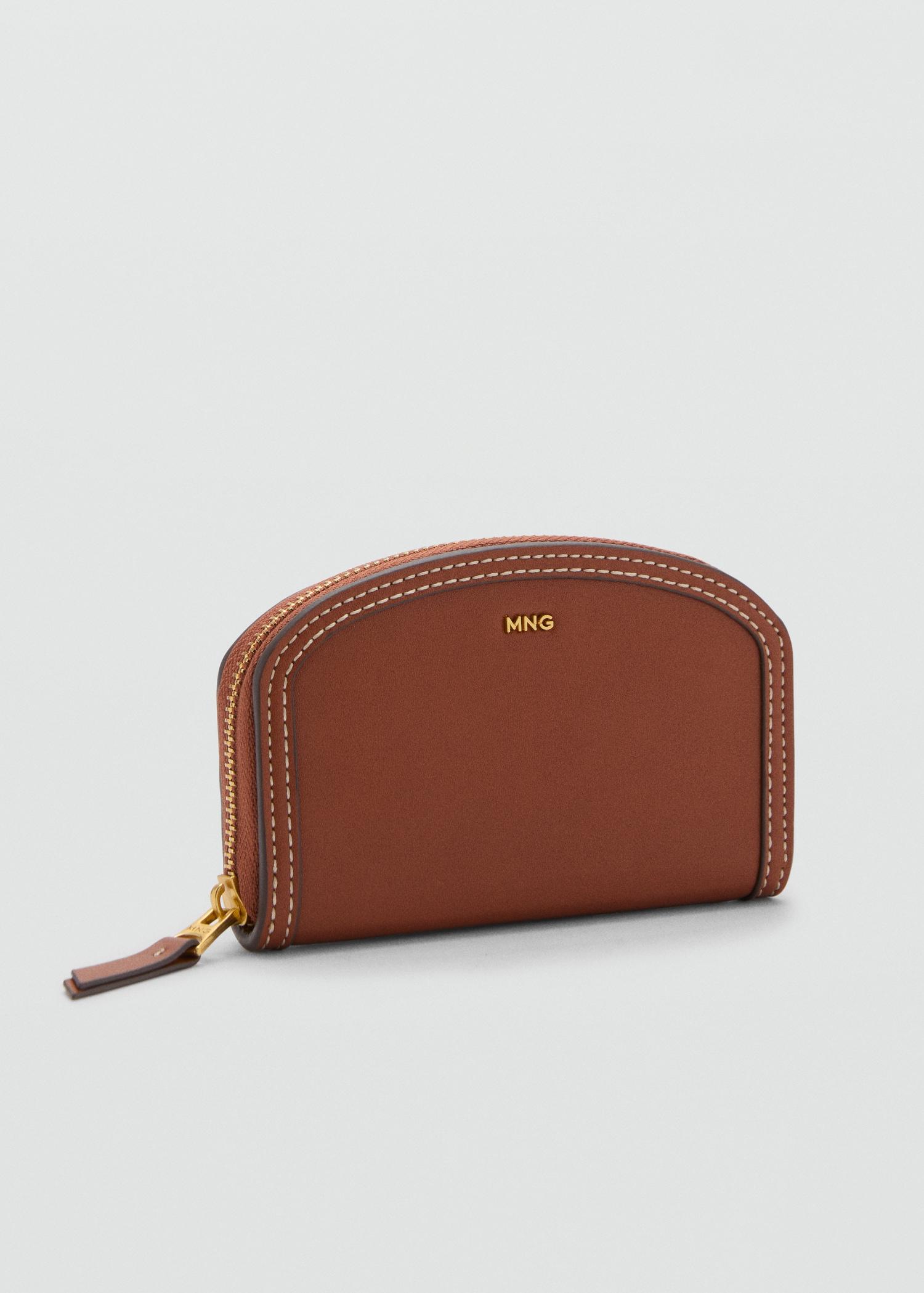 Oval leather-effect wallet - Women | MANGO USA Product Image