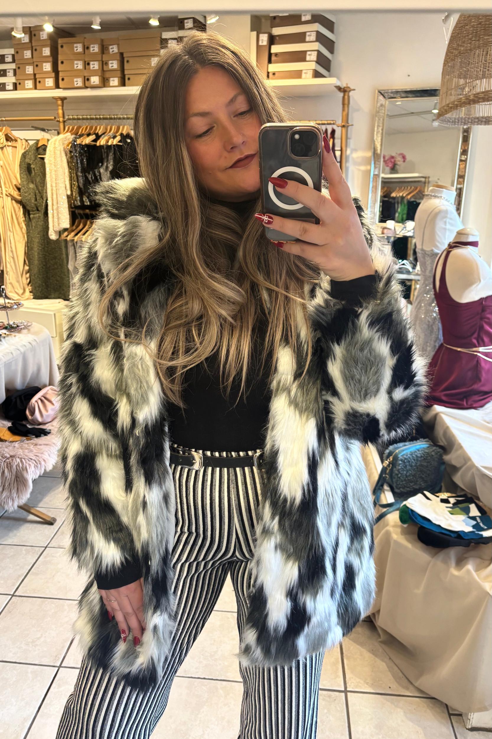 CRUZ MIDI COAT Product Image