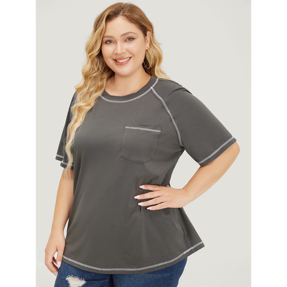 Plus Size Solid Contrast Stitch Raglan Sleeve Patched Pocket T-shirt DimGray Women Casual Stitch Plain Round Neck Dailywear T-shirts BloomChic 18-20/2X Product Image