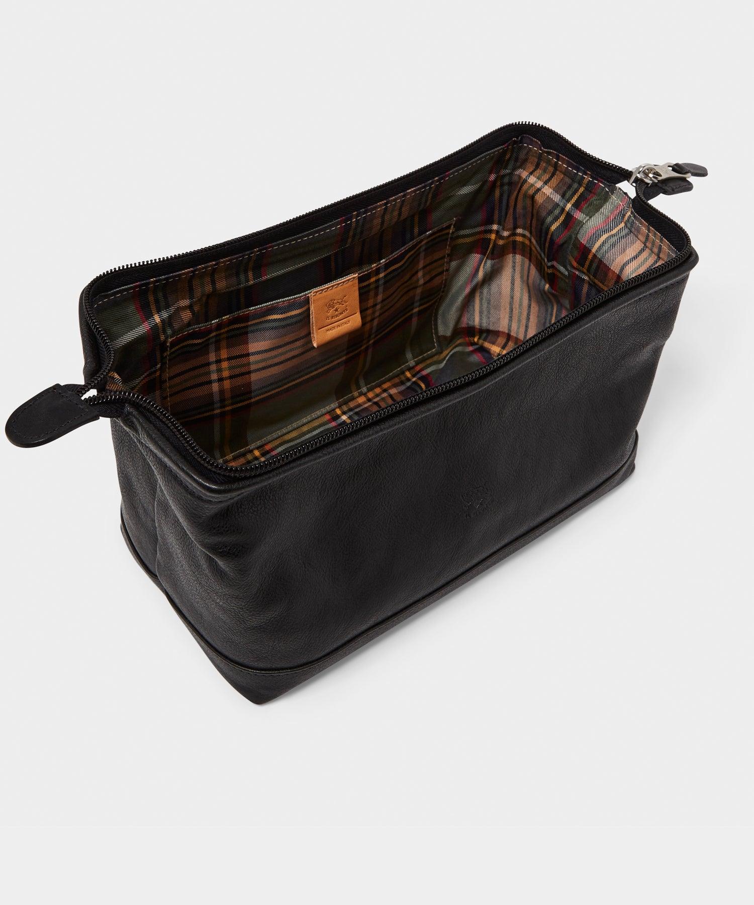 Il Bisonte Leather Dopp Kit Product Image