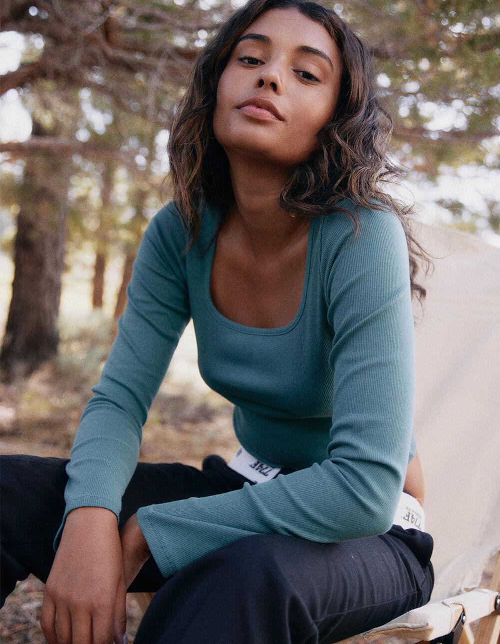 TILLYS Square Neck Womens Long Sleeve Top - DK GREEN Product Image