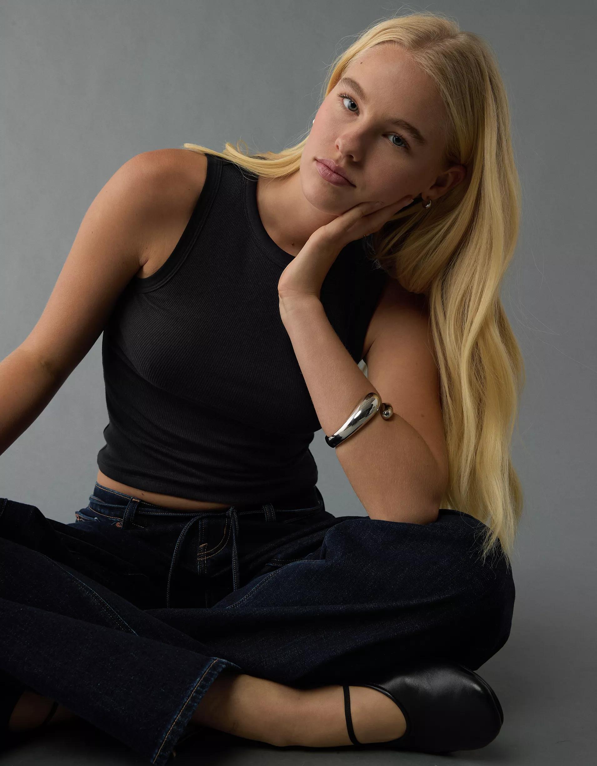 AE Boyfriend Muscle Tank Top Product Image