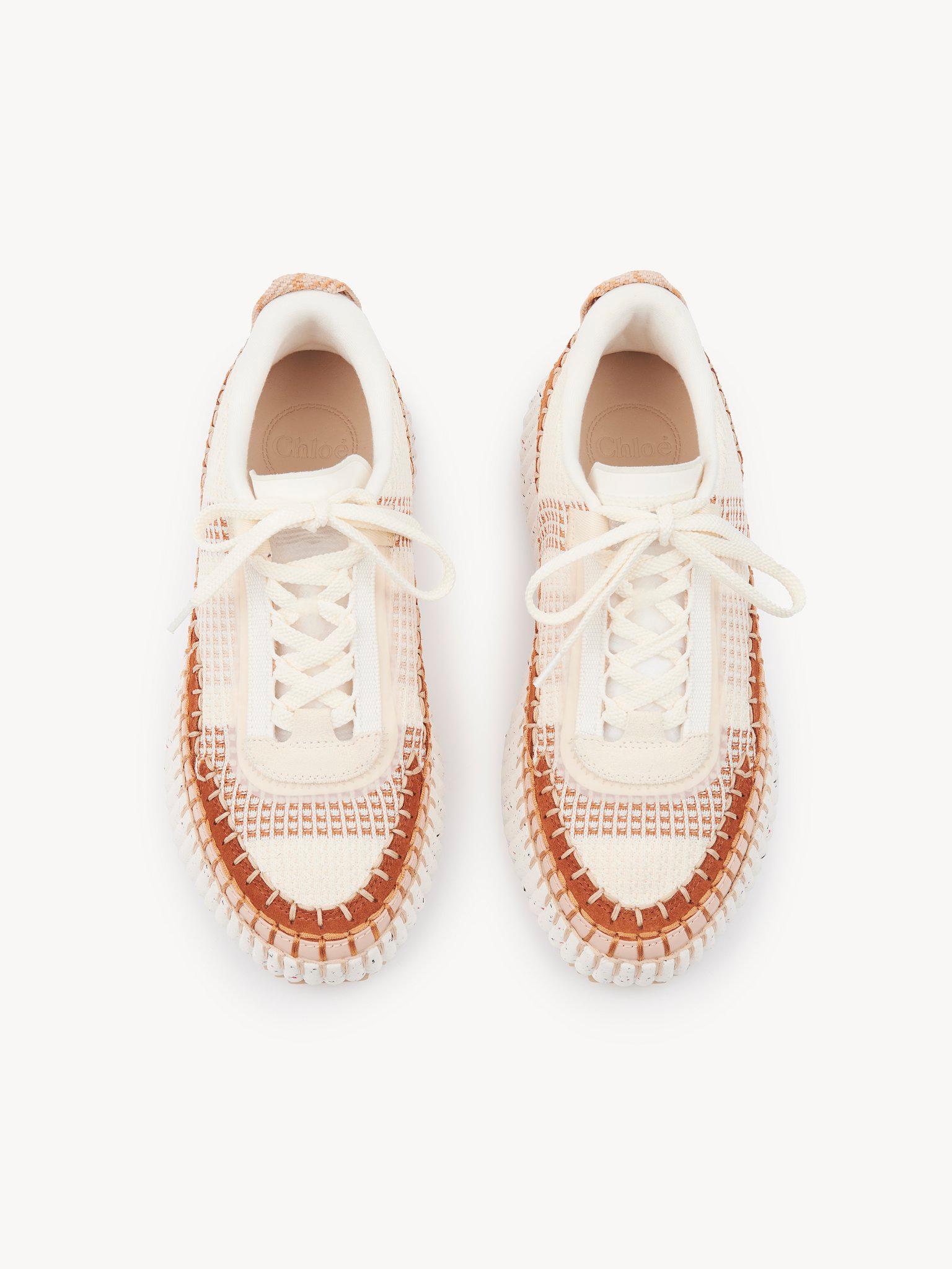 Nama sneaker Product Image