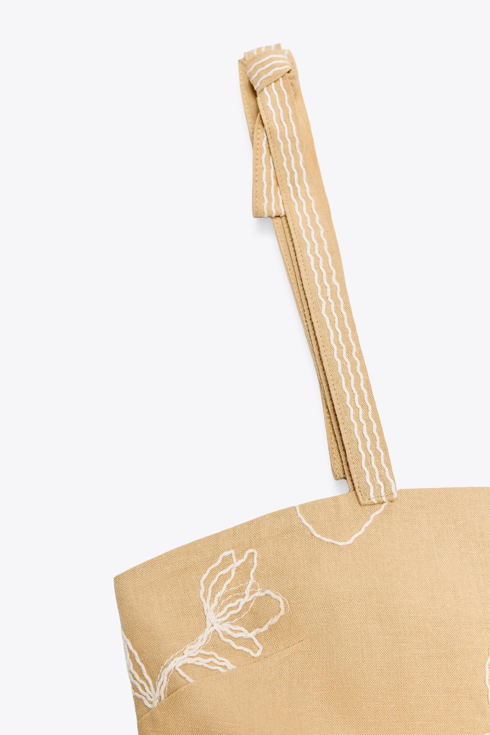 ZW COLLECTION EMBROIDERED TOP Product Image