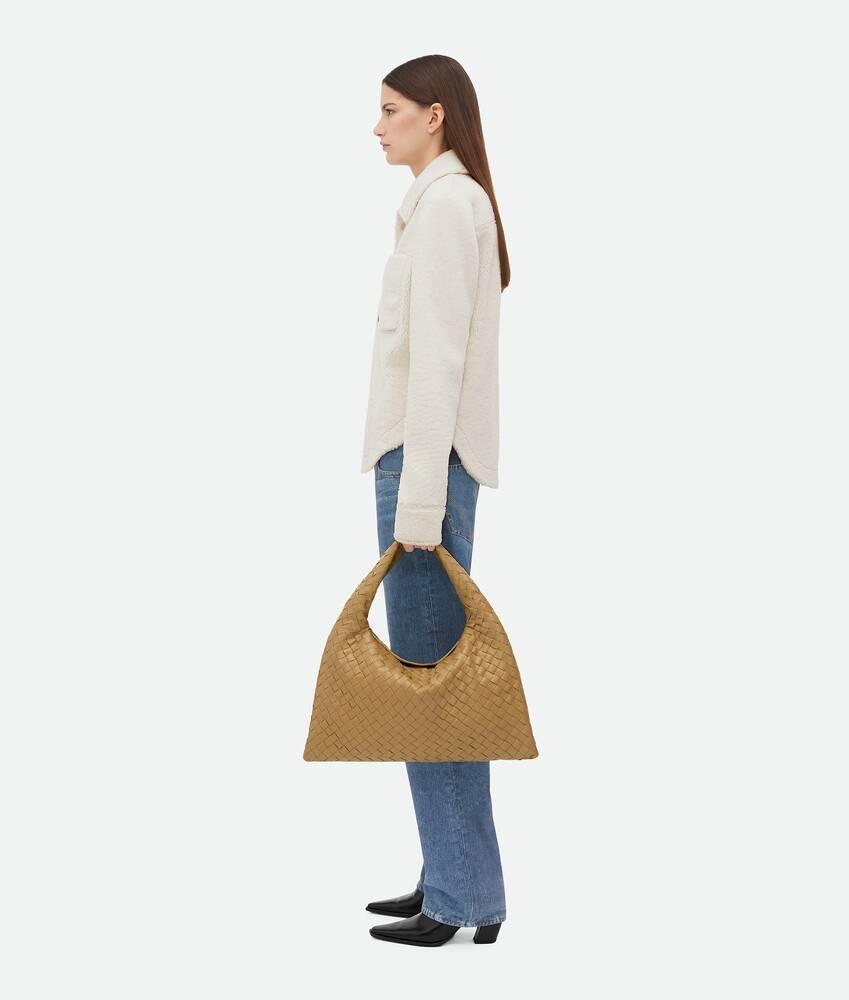 Women's Hop in Dark praline Product Image