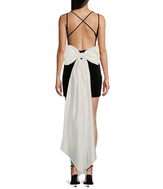 B. Darlin Spaghetti Strap V-Neck Bodycon Dress Product Image